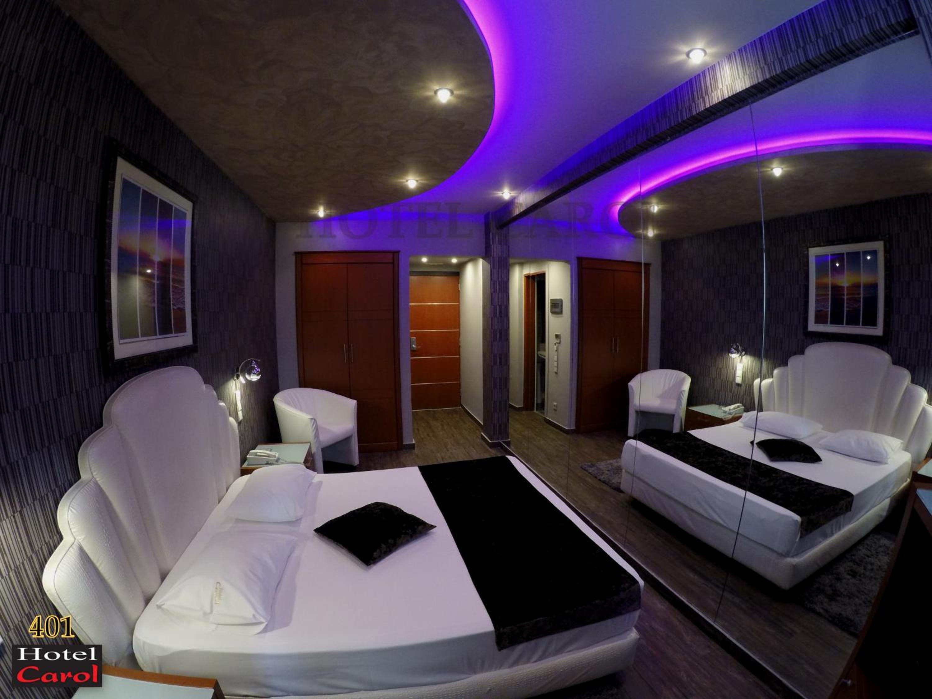 Double Room - Photo 10