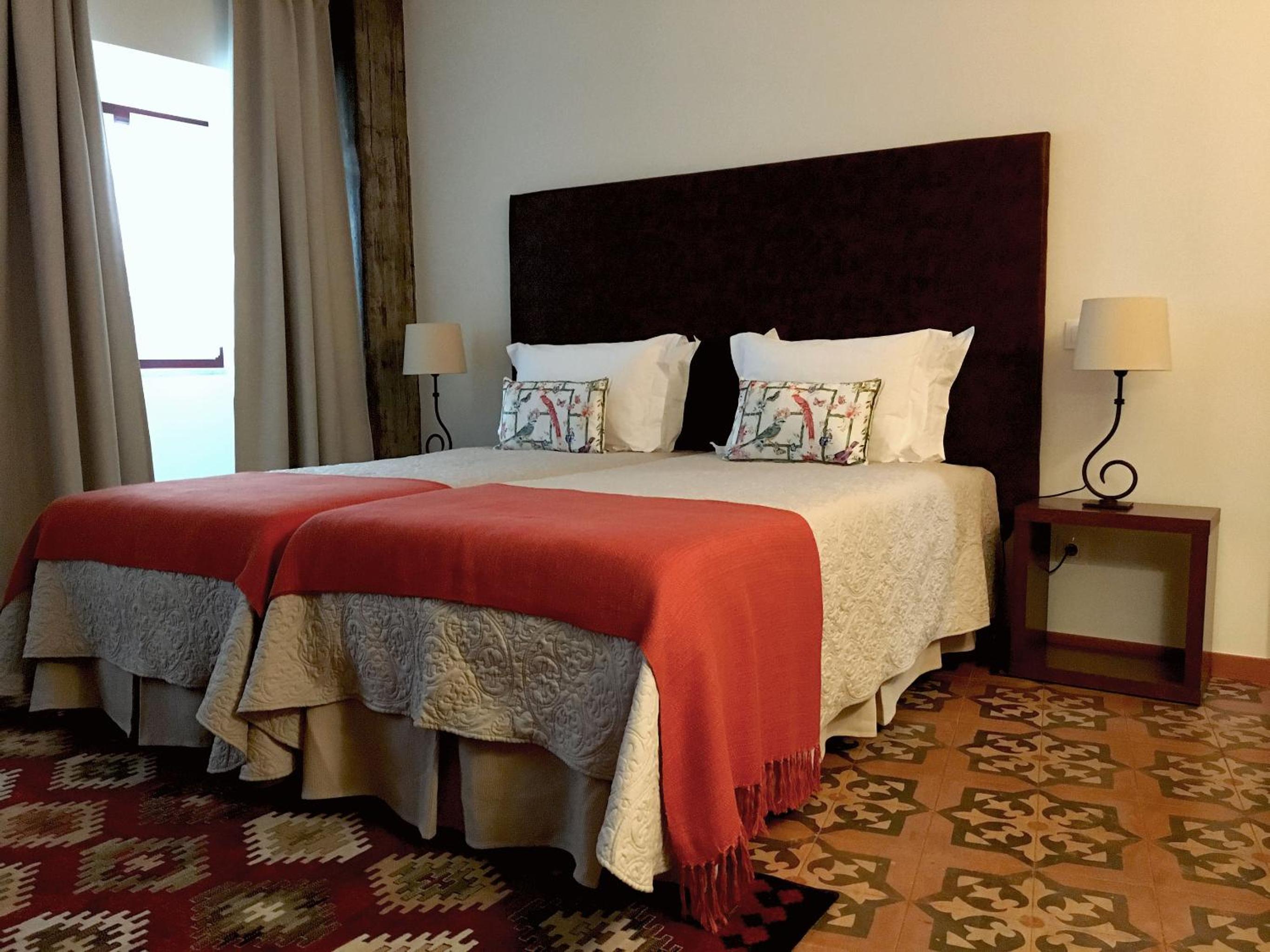 Superior Twin Room - Photo 4
