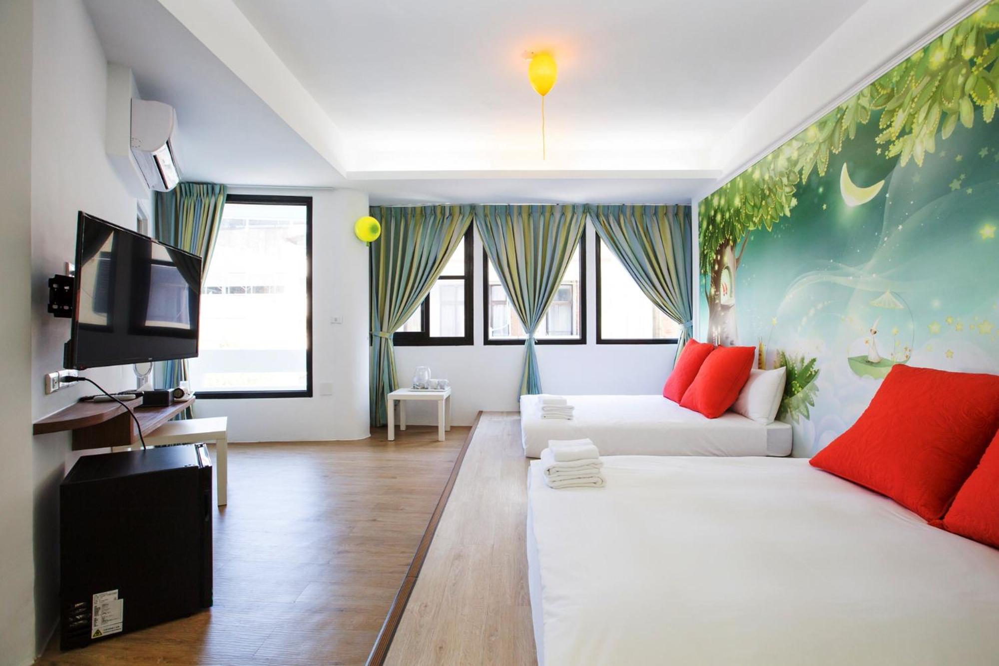Quadruple Room with Bath