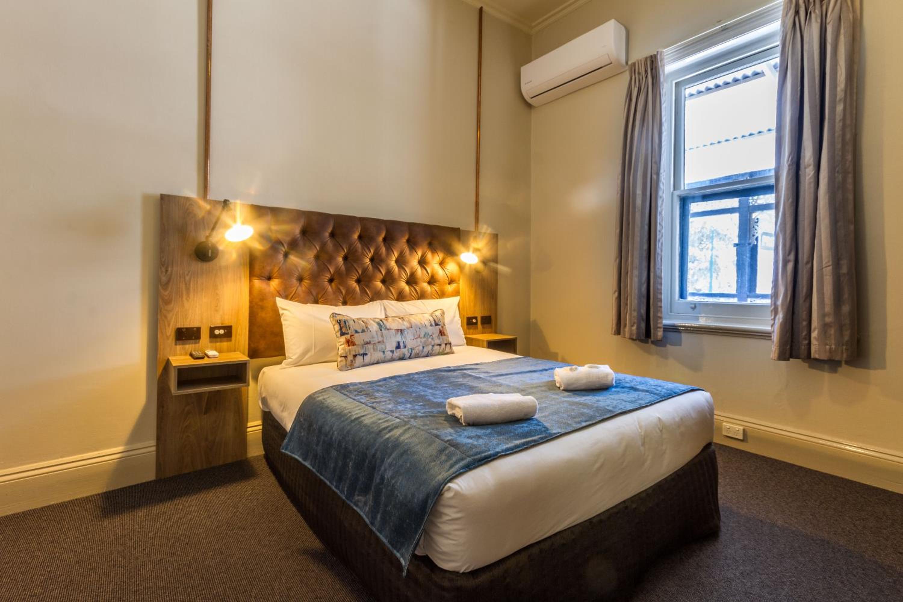 Queen Room with Shared Bathroom