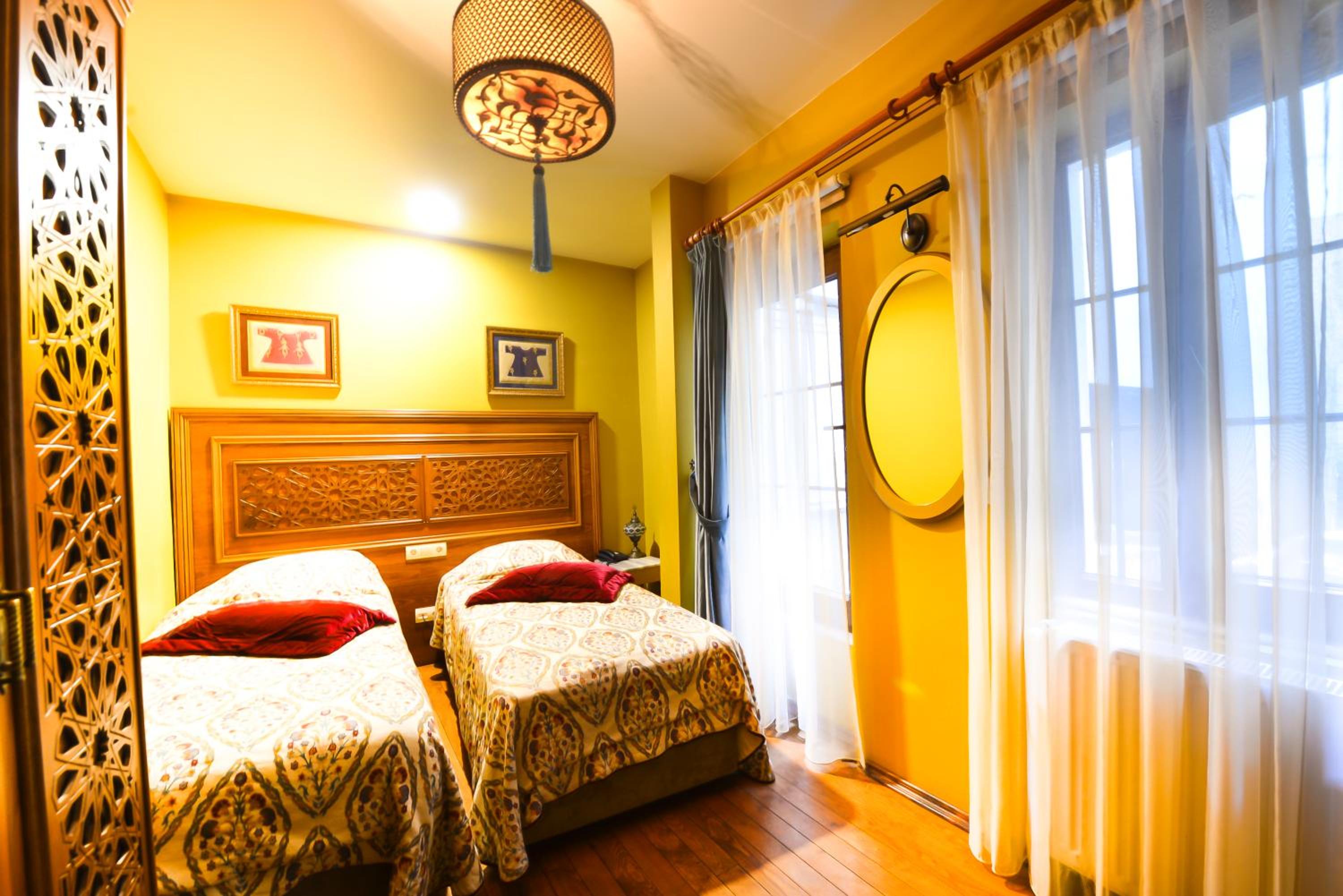 Standard Triple Room photo 2