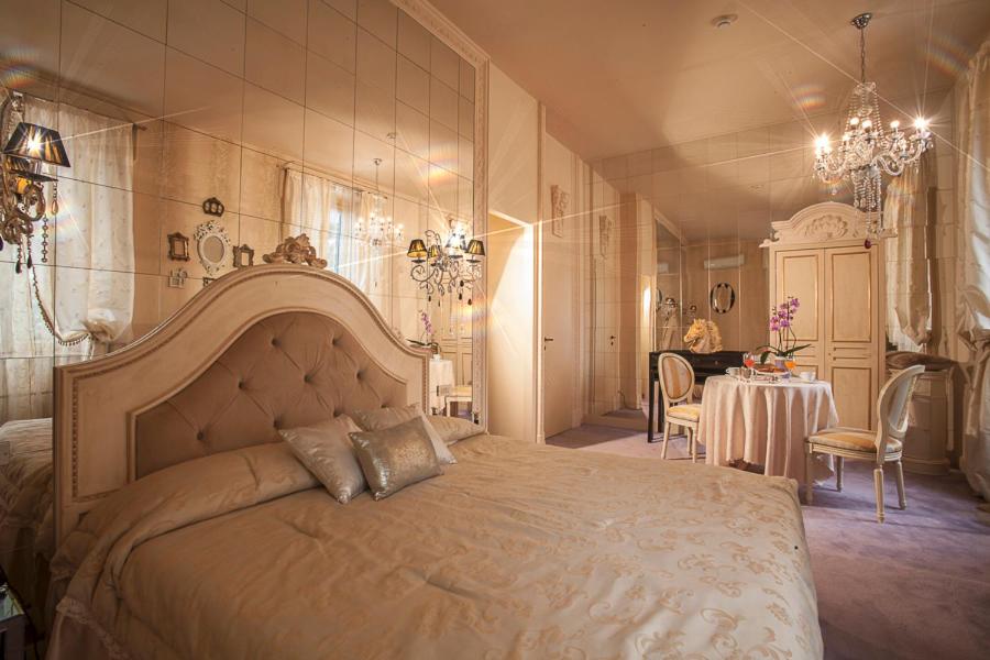 Suite - Photo 4