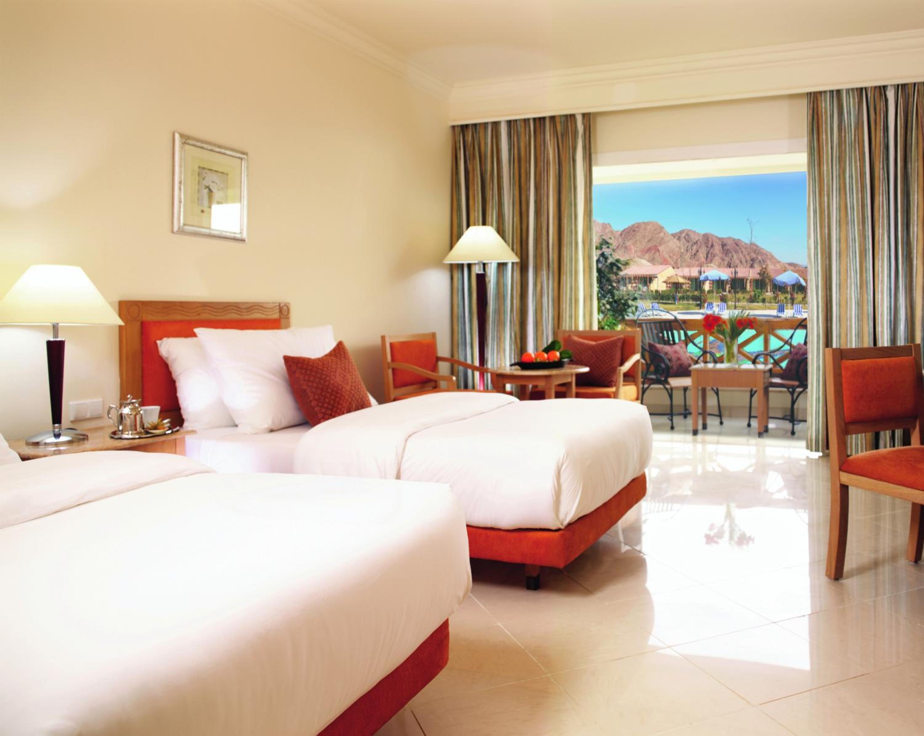 Classic Twin Room with Sea View