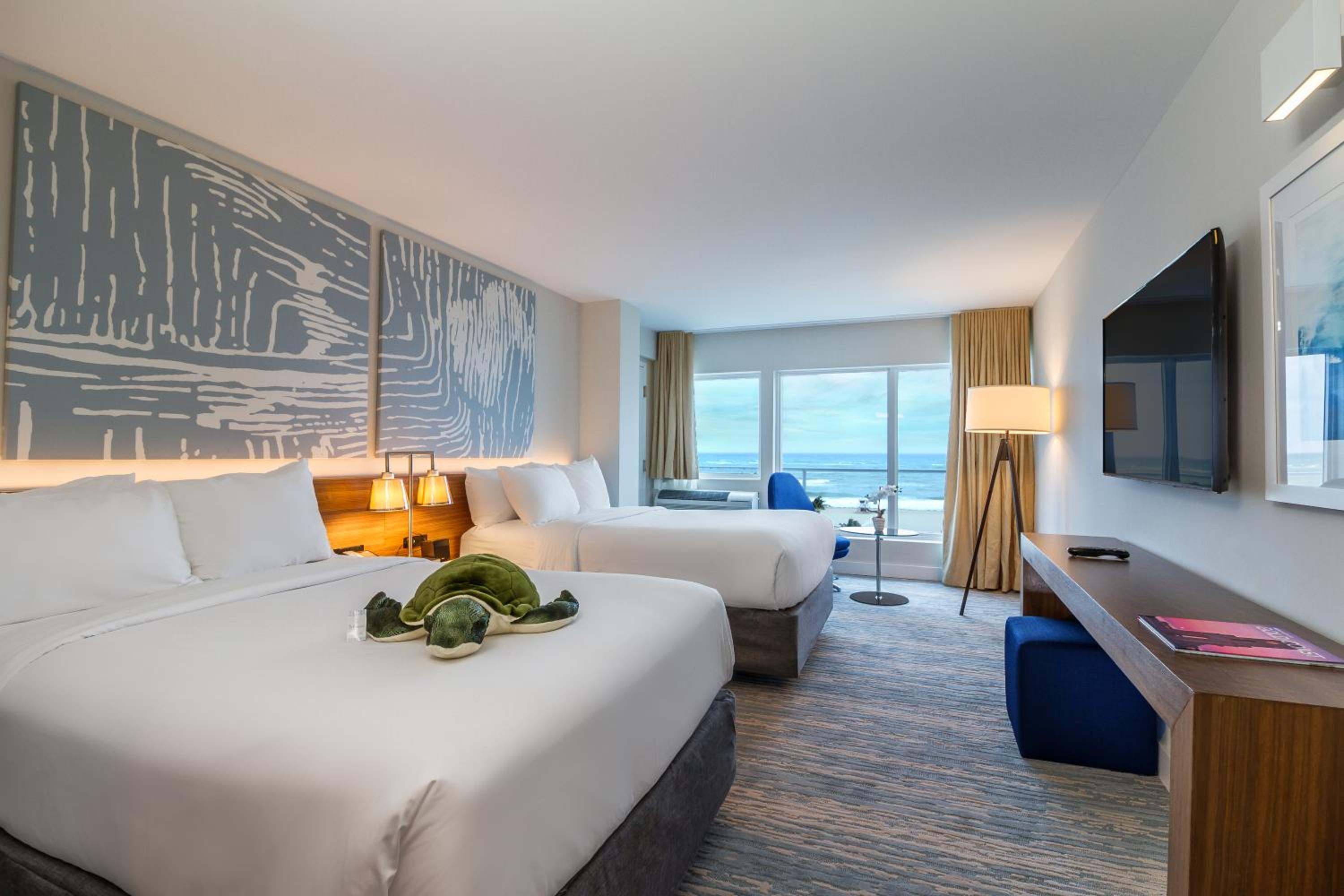 Ocean View Two Double Beds Room - Photo 4