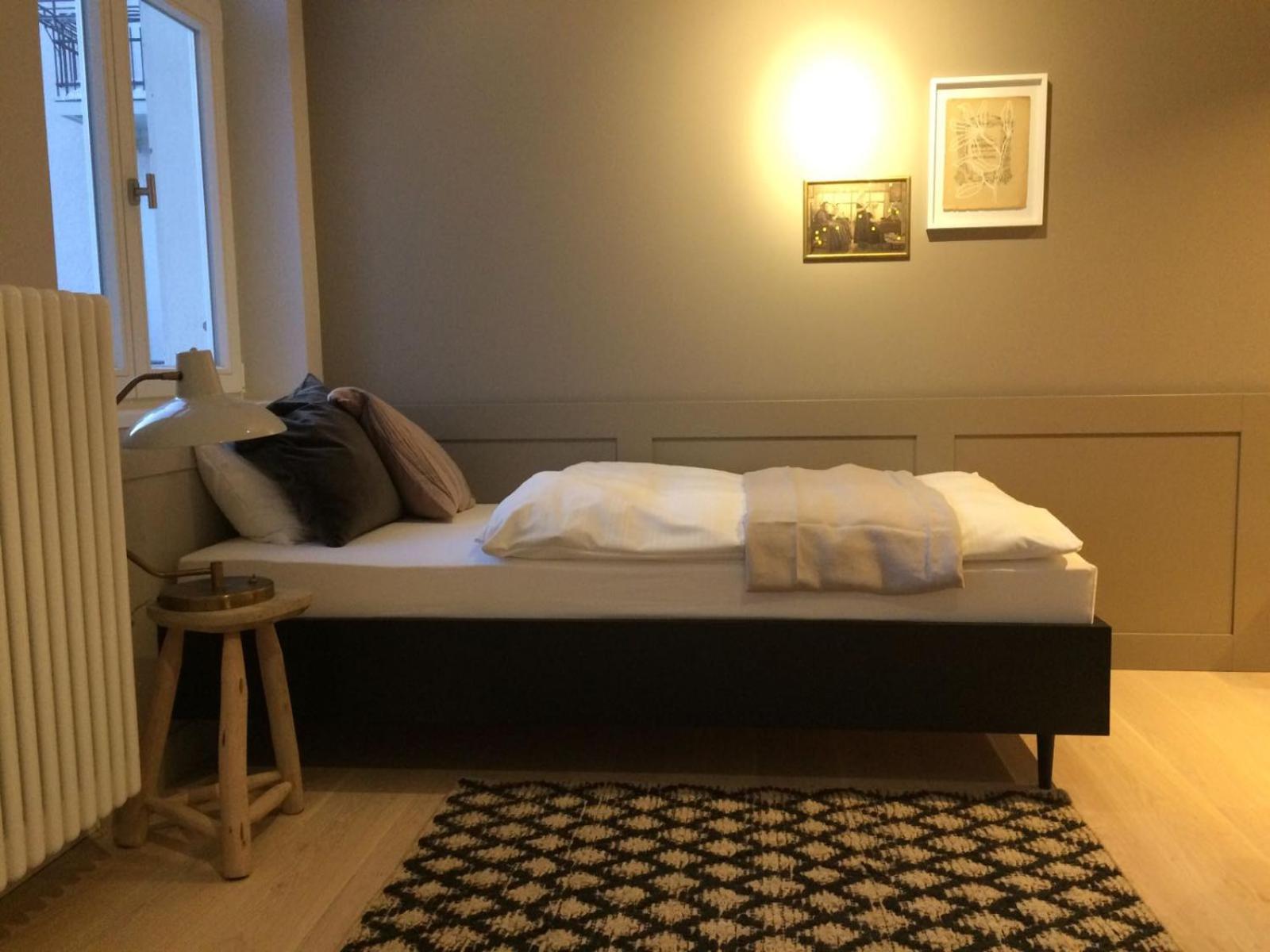 Single Room photo 2
