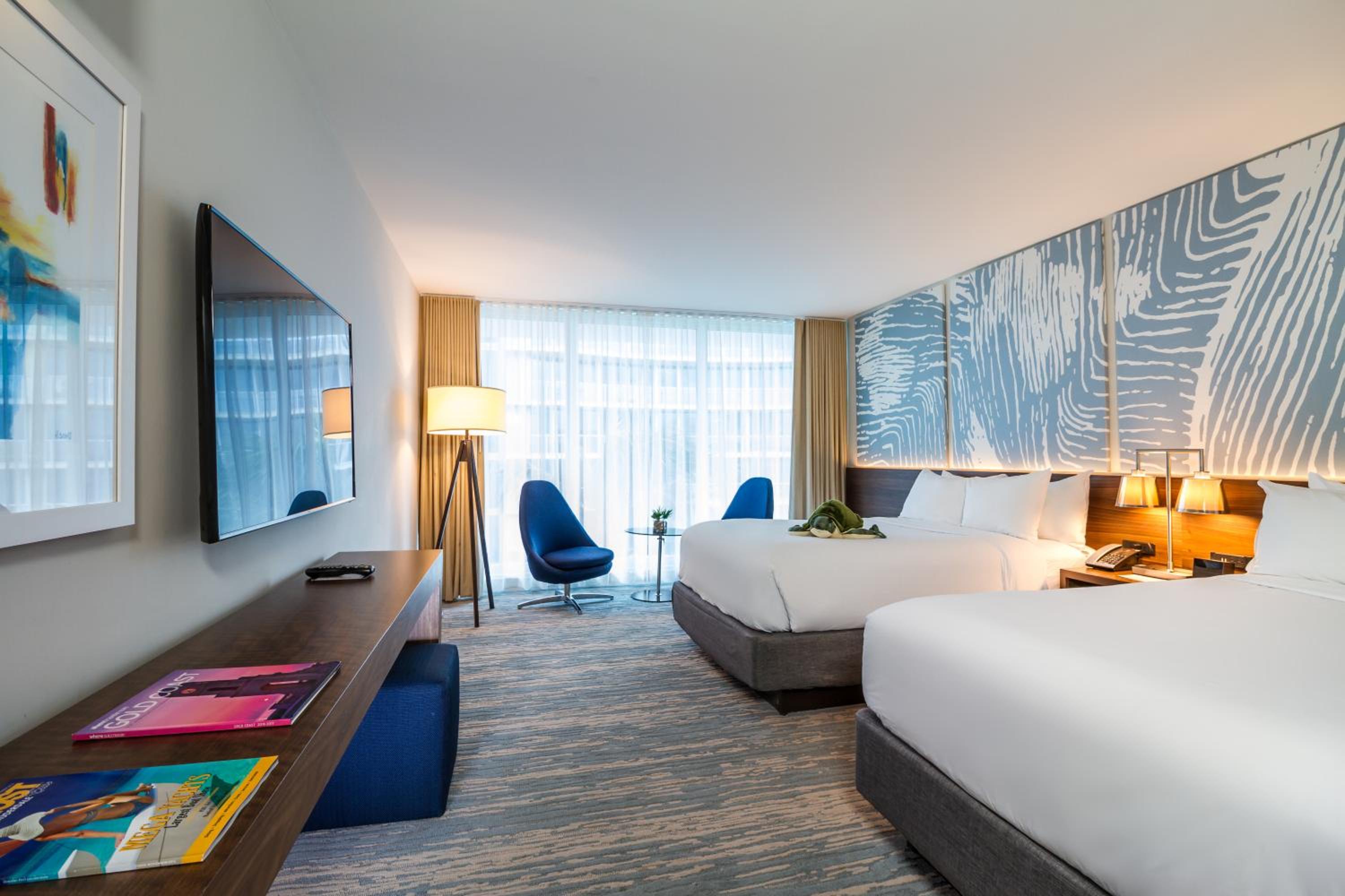 Double or Twin Room with Partial Sea View - Photo 7