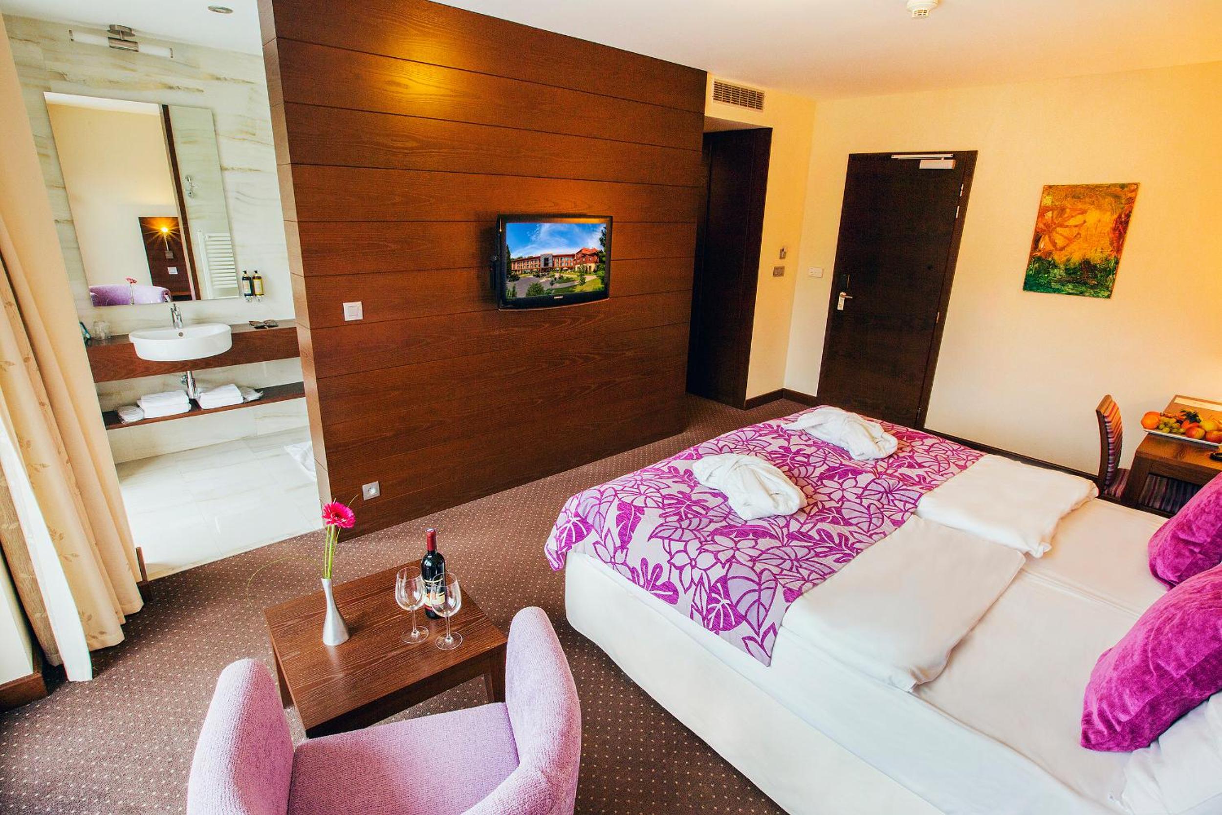 Superior Double Room photo 3