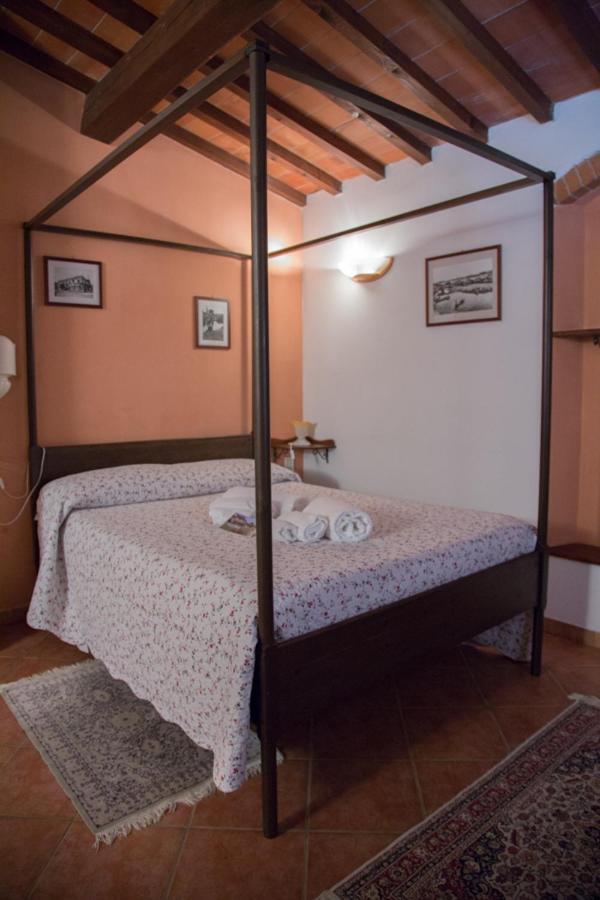 Double Room - Photo 6