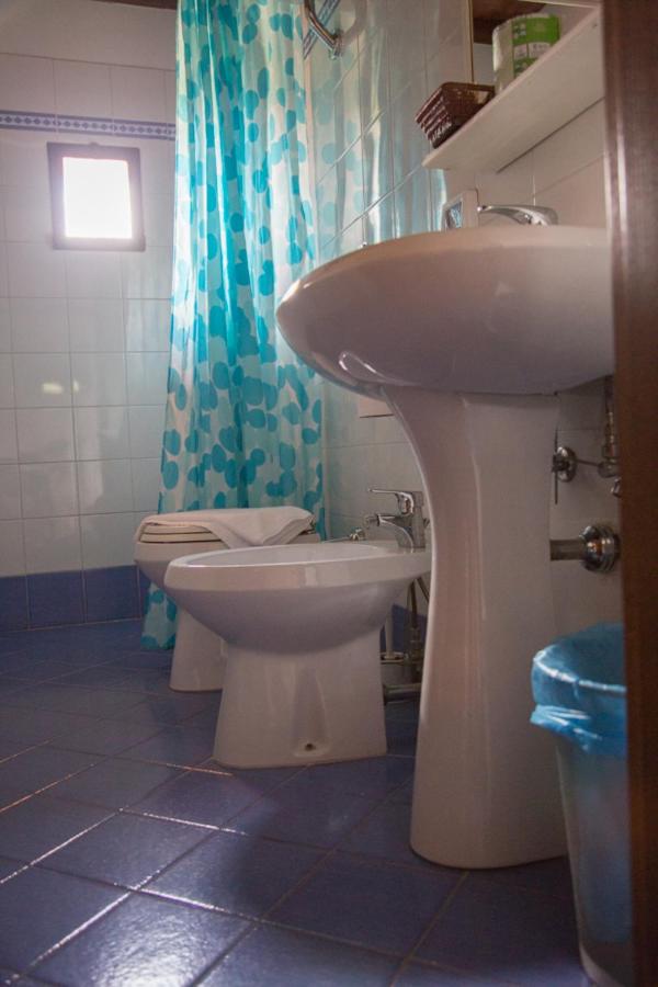 Double Room - Photo 12