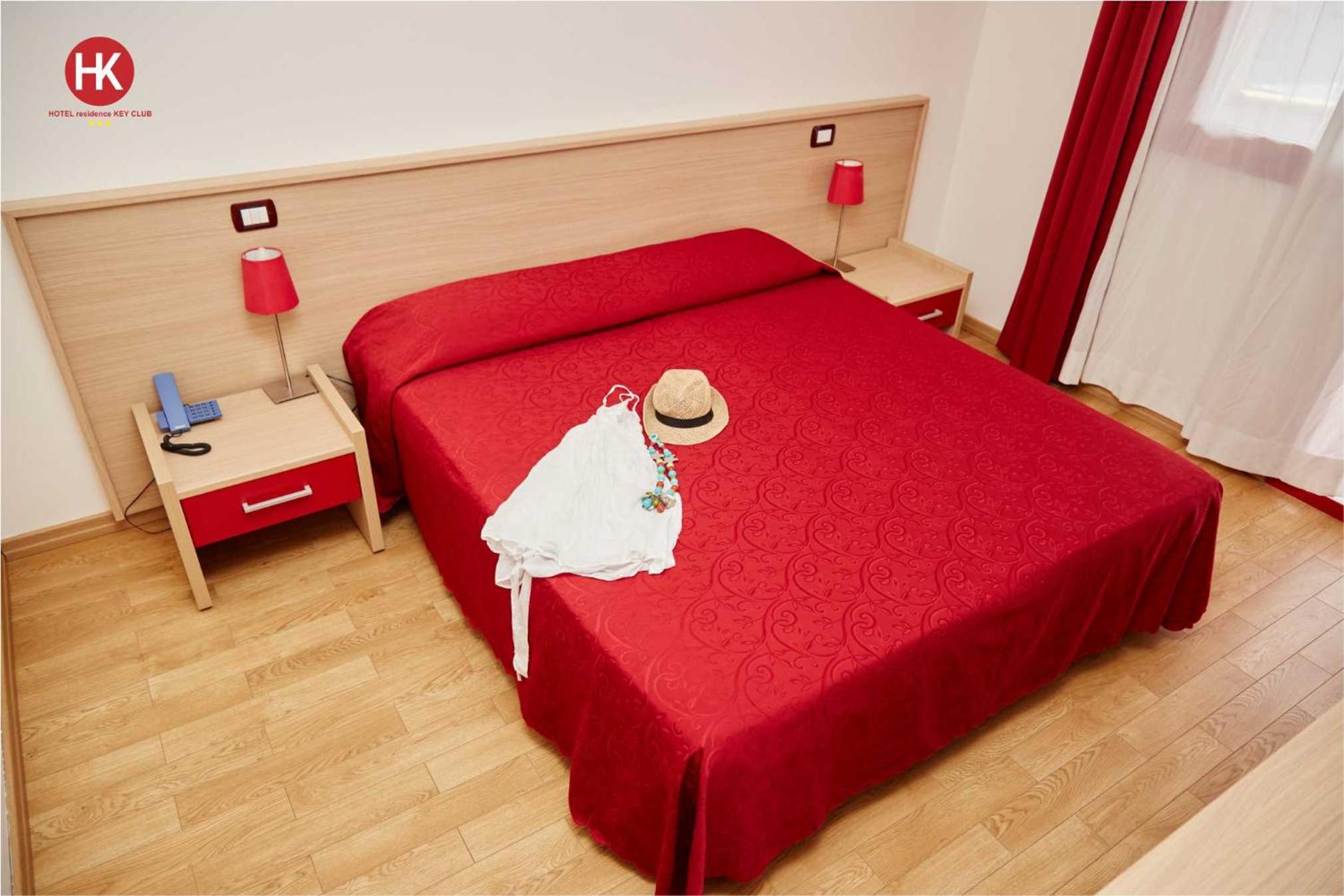 Double Room - Photo 2