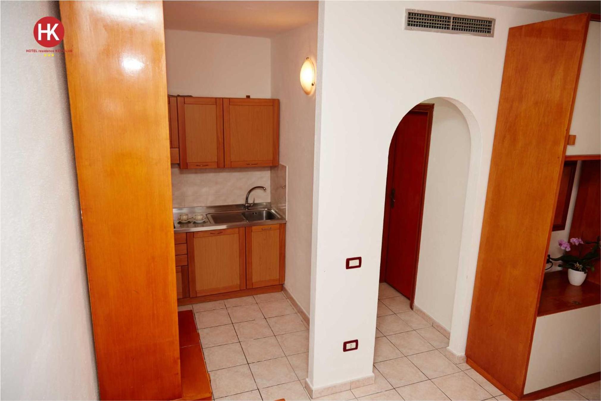 Quadruple Room - Photo 8