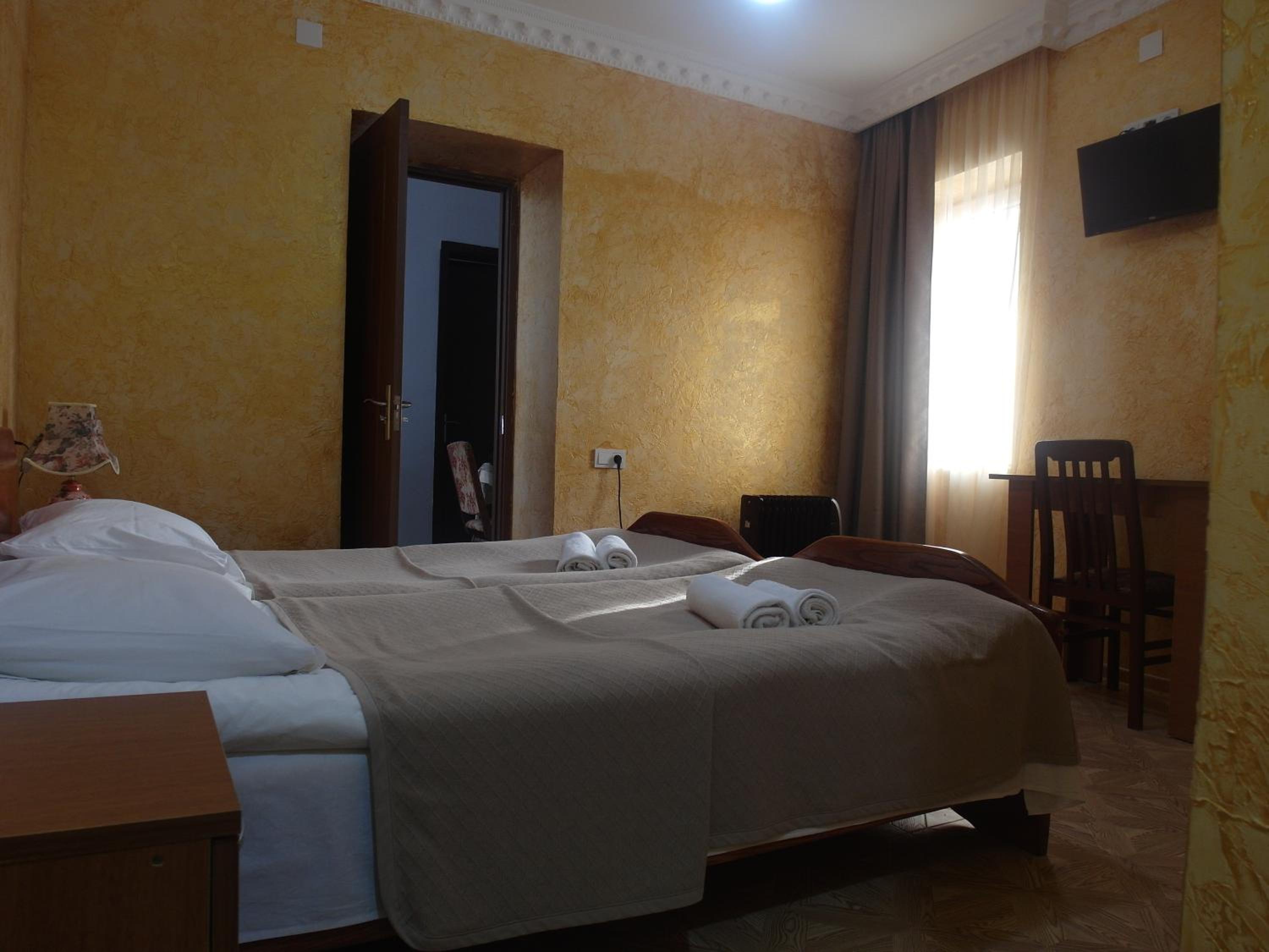 Economy Twin Room