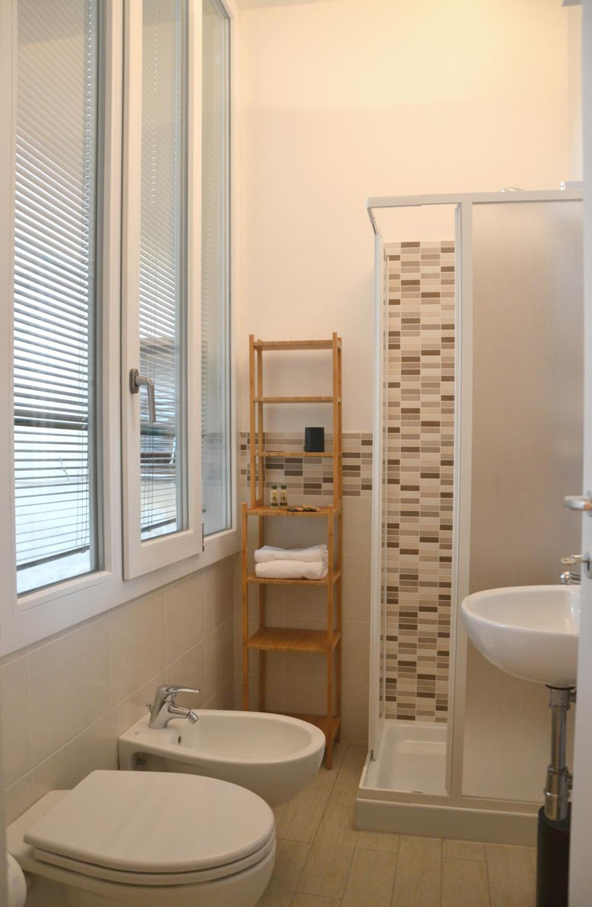 Three-Bedroom Apartment photo 2