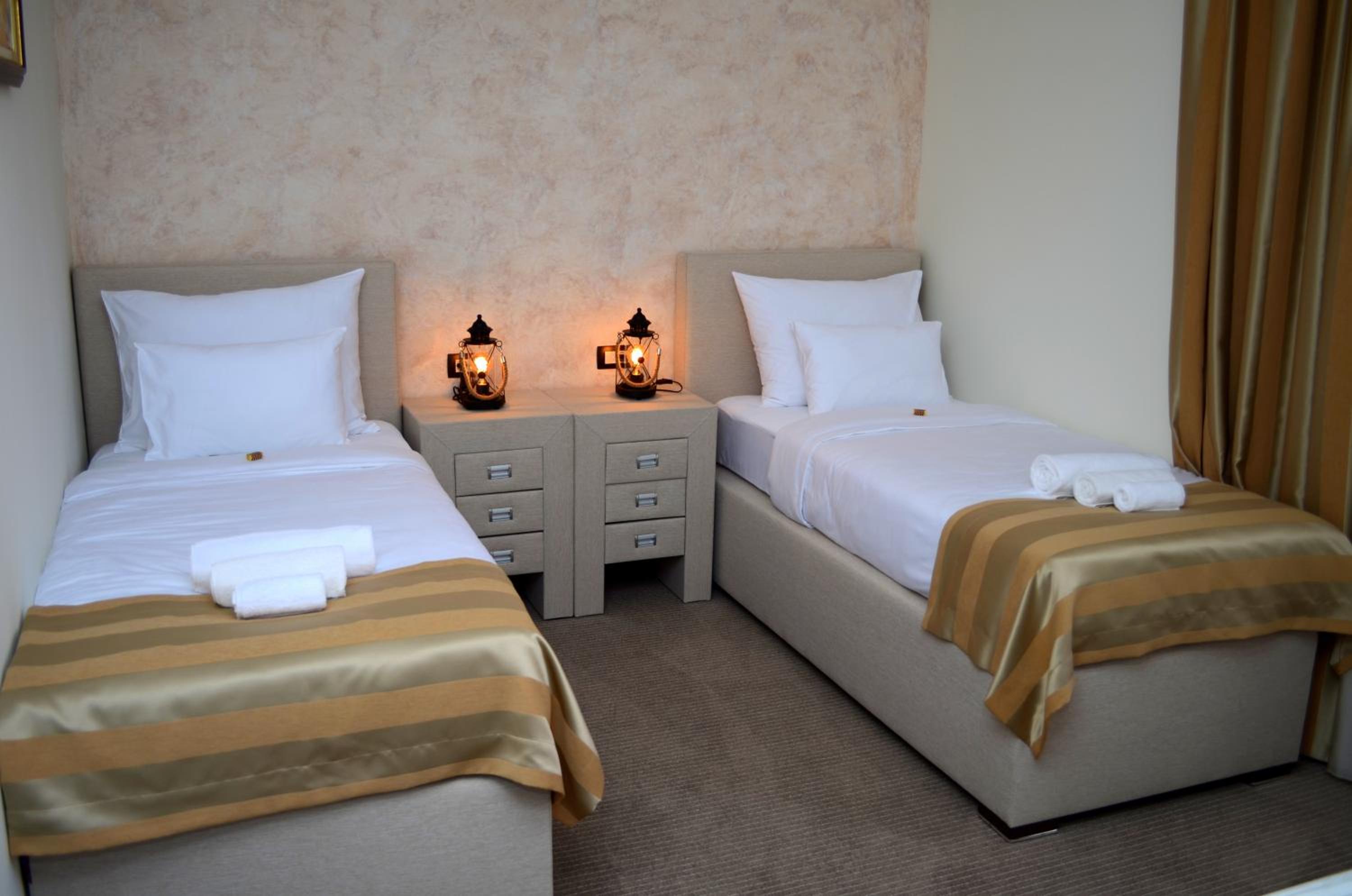 Standard Double or Twin Room photo 1