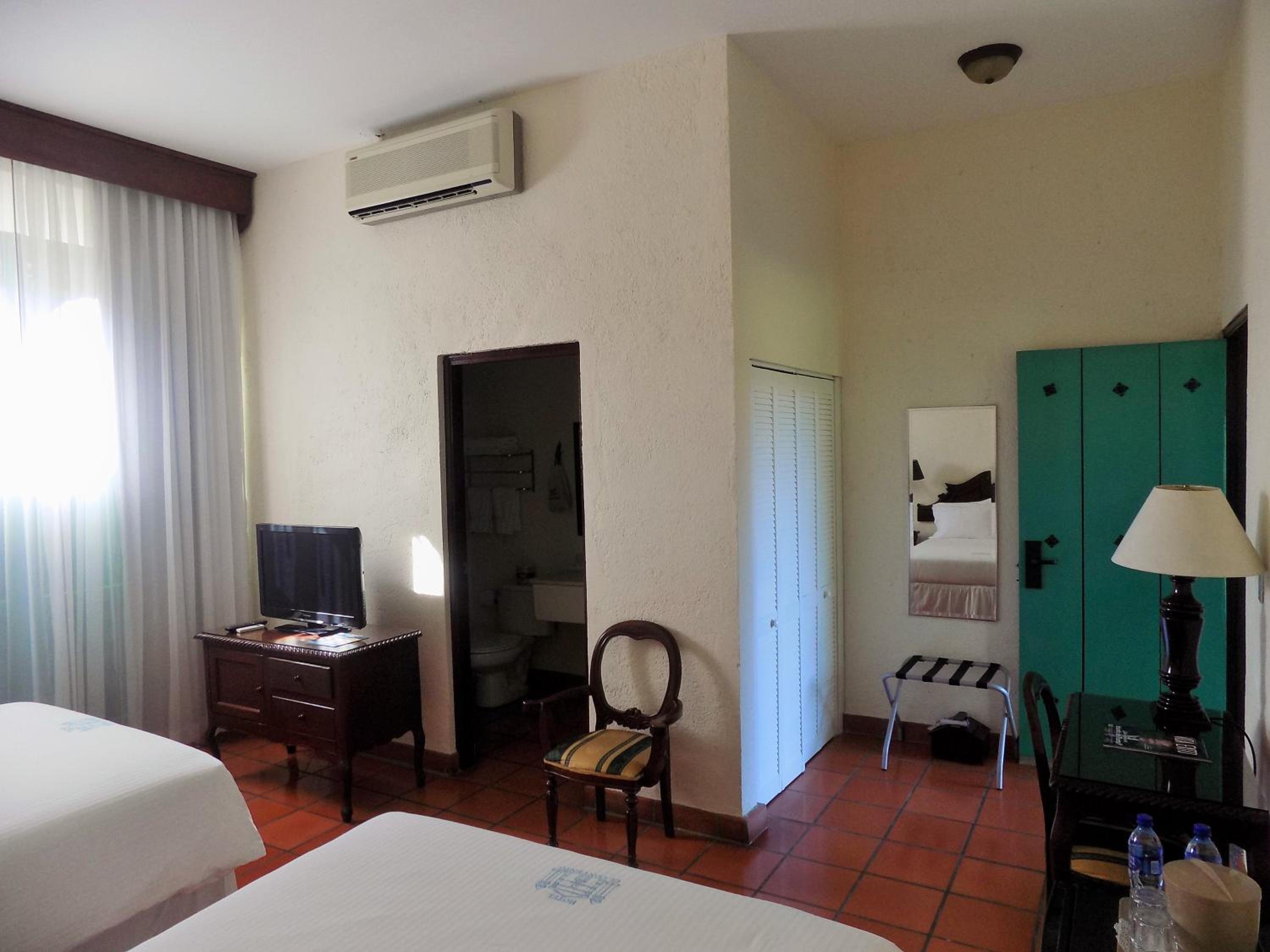 Standard Double Room photo 2