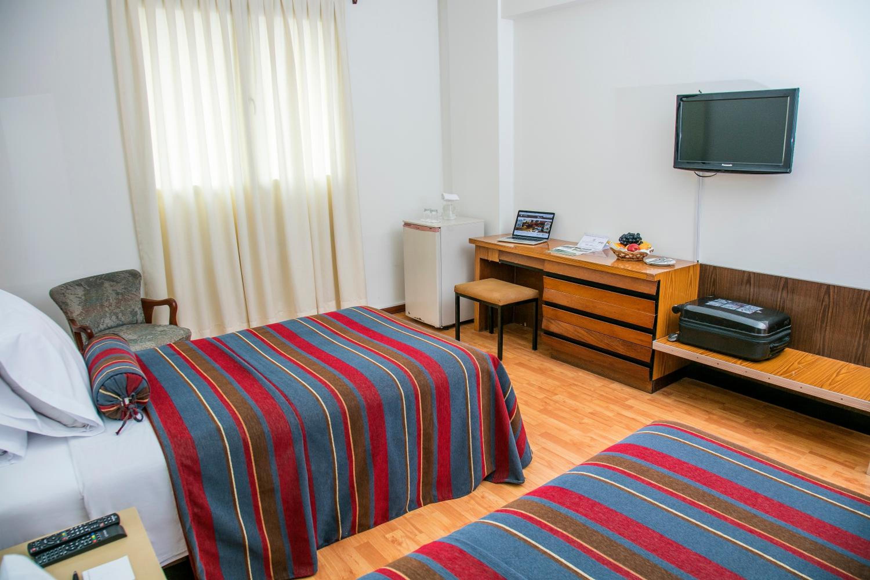 Double Room - Photo 3