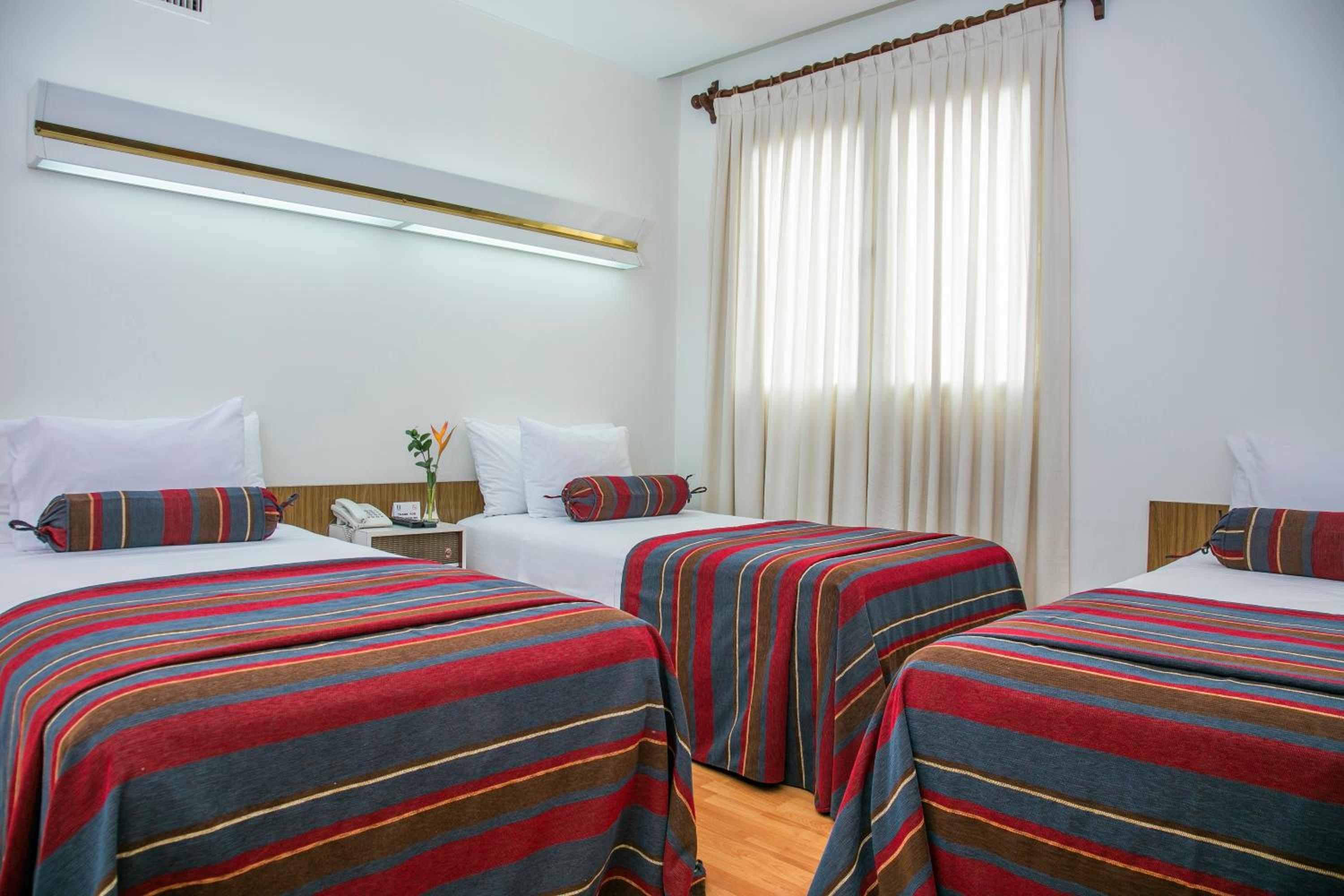 Standard Triple Room - Photo 1