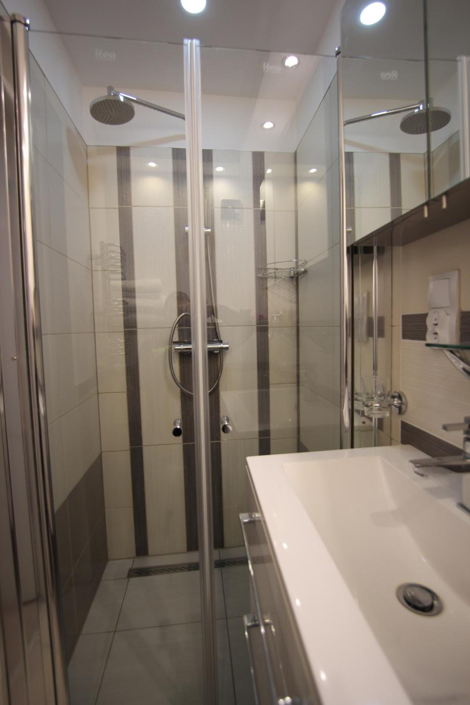 Double or Twin Room photo 2