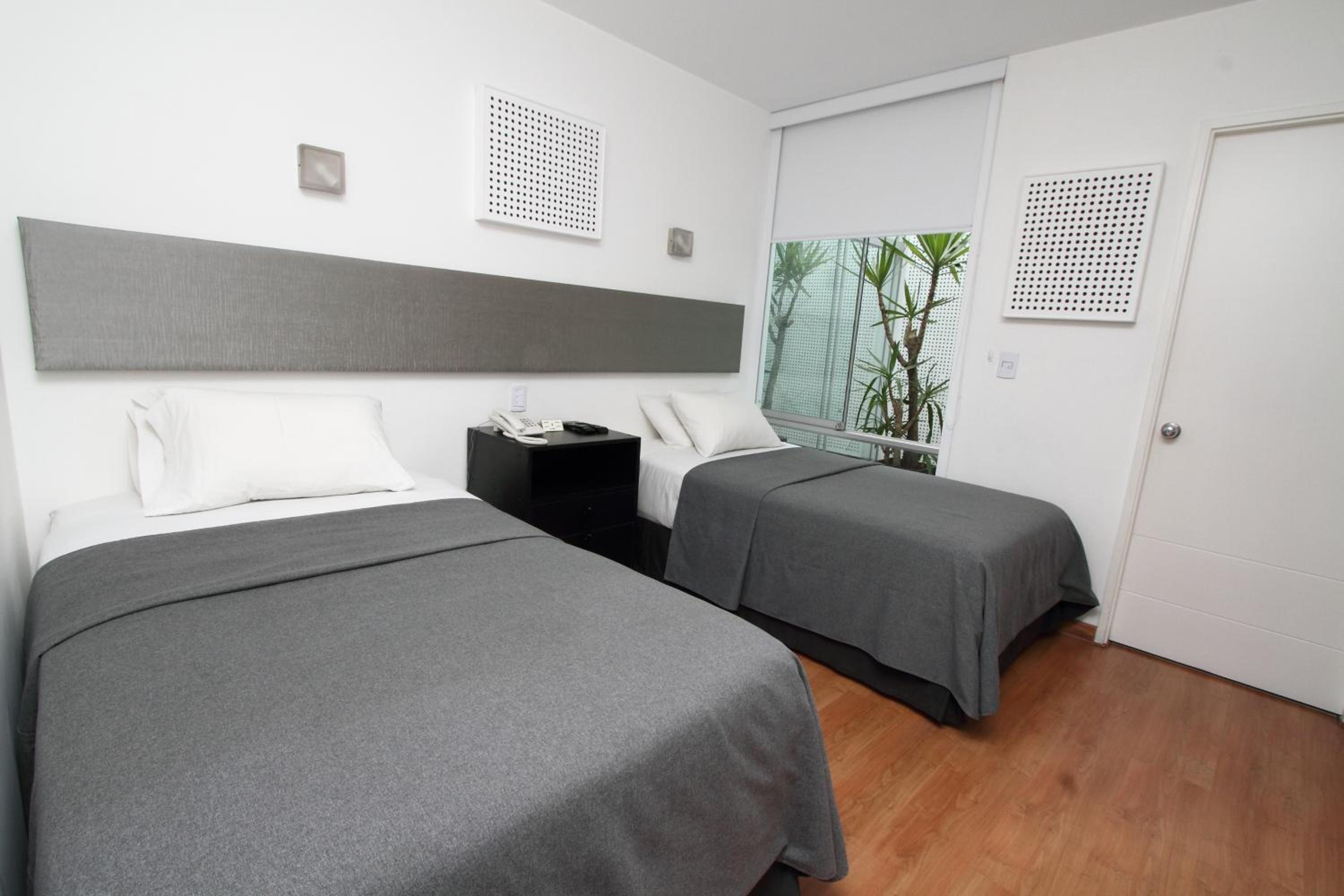 Twin Room photo 2