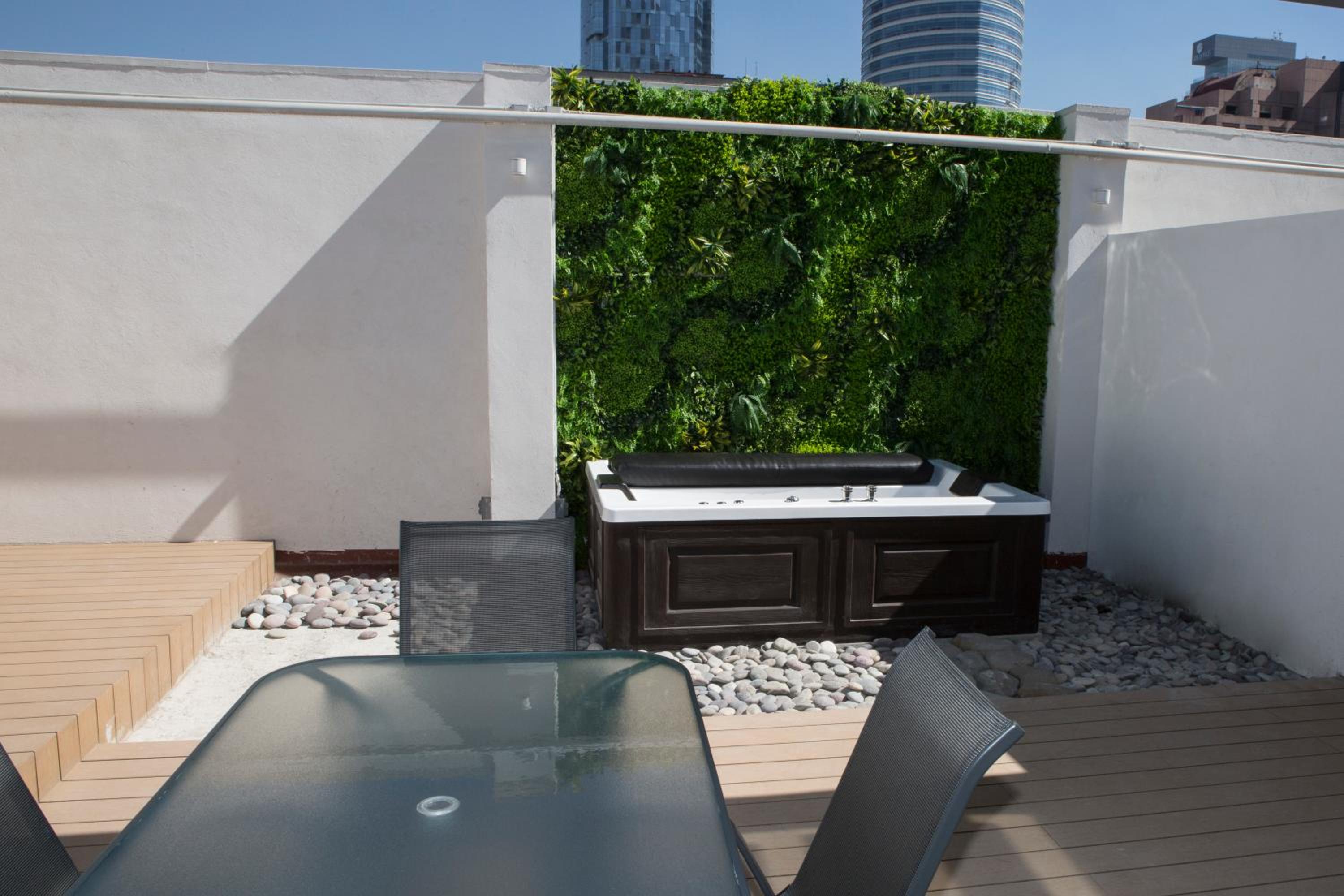 Penthouse Suite