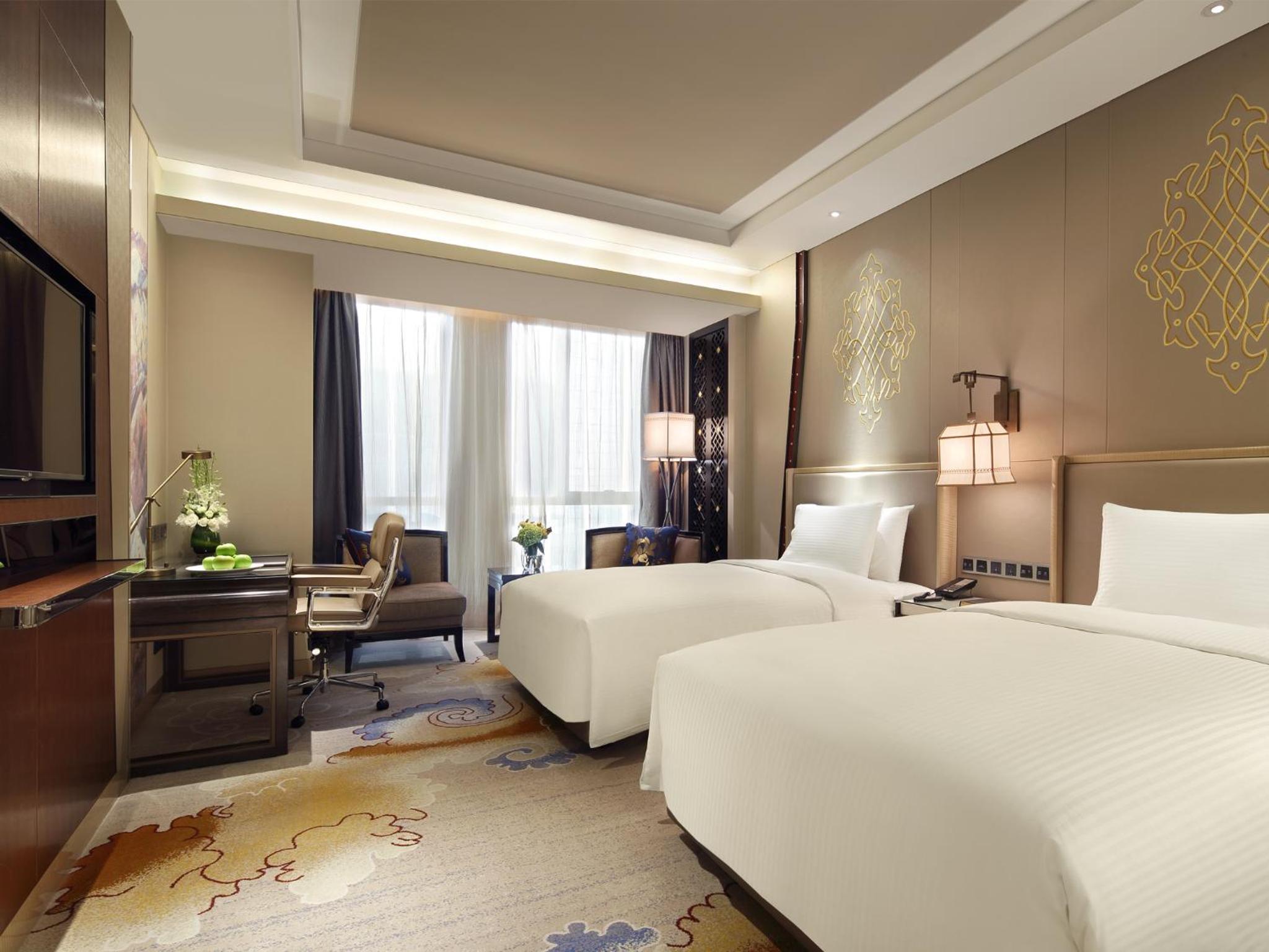 Deluxe Twin Room photo 2