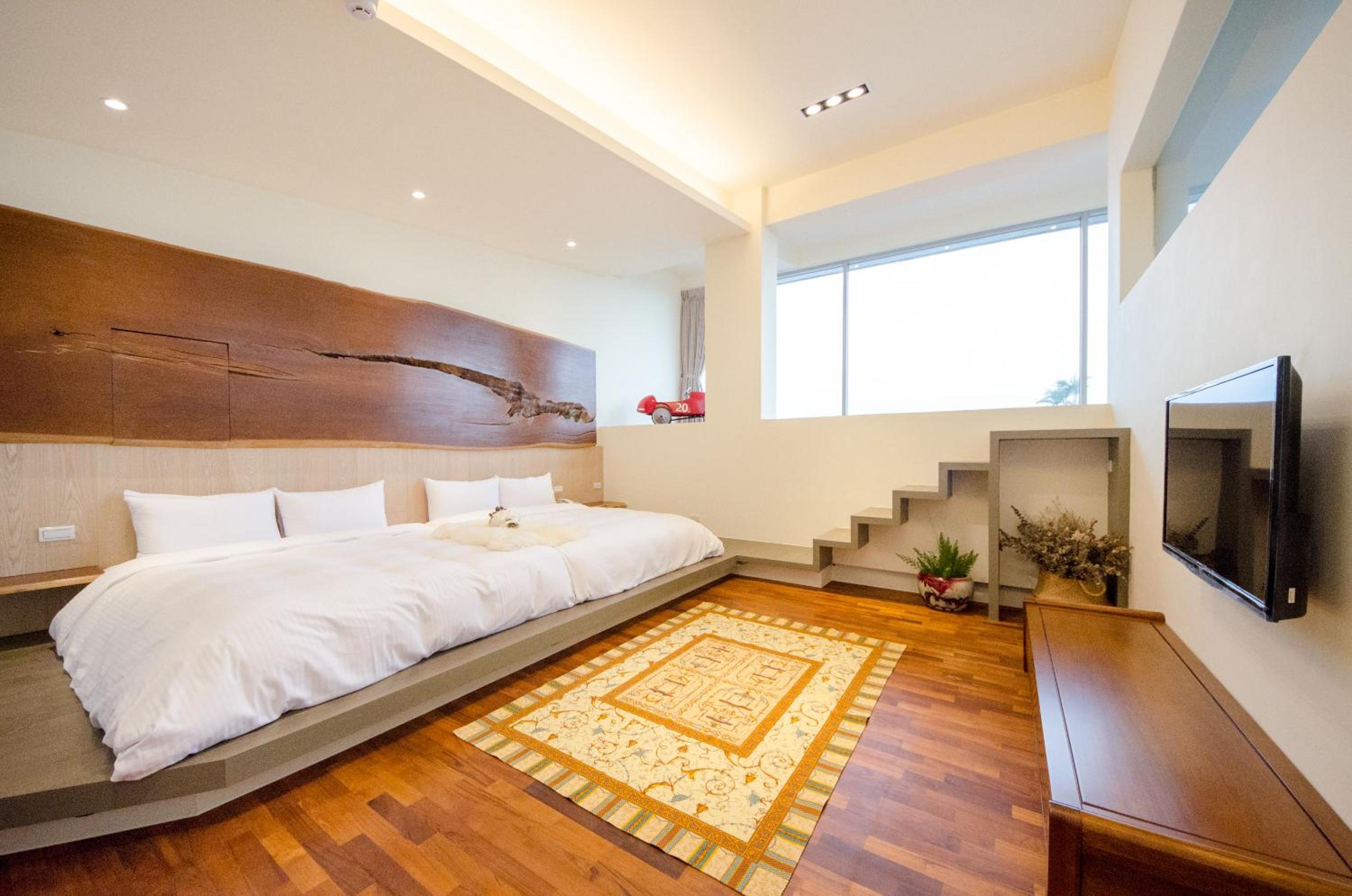 Premium Quadruple Room - Photo 11