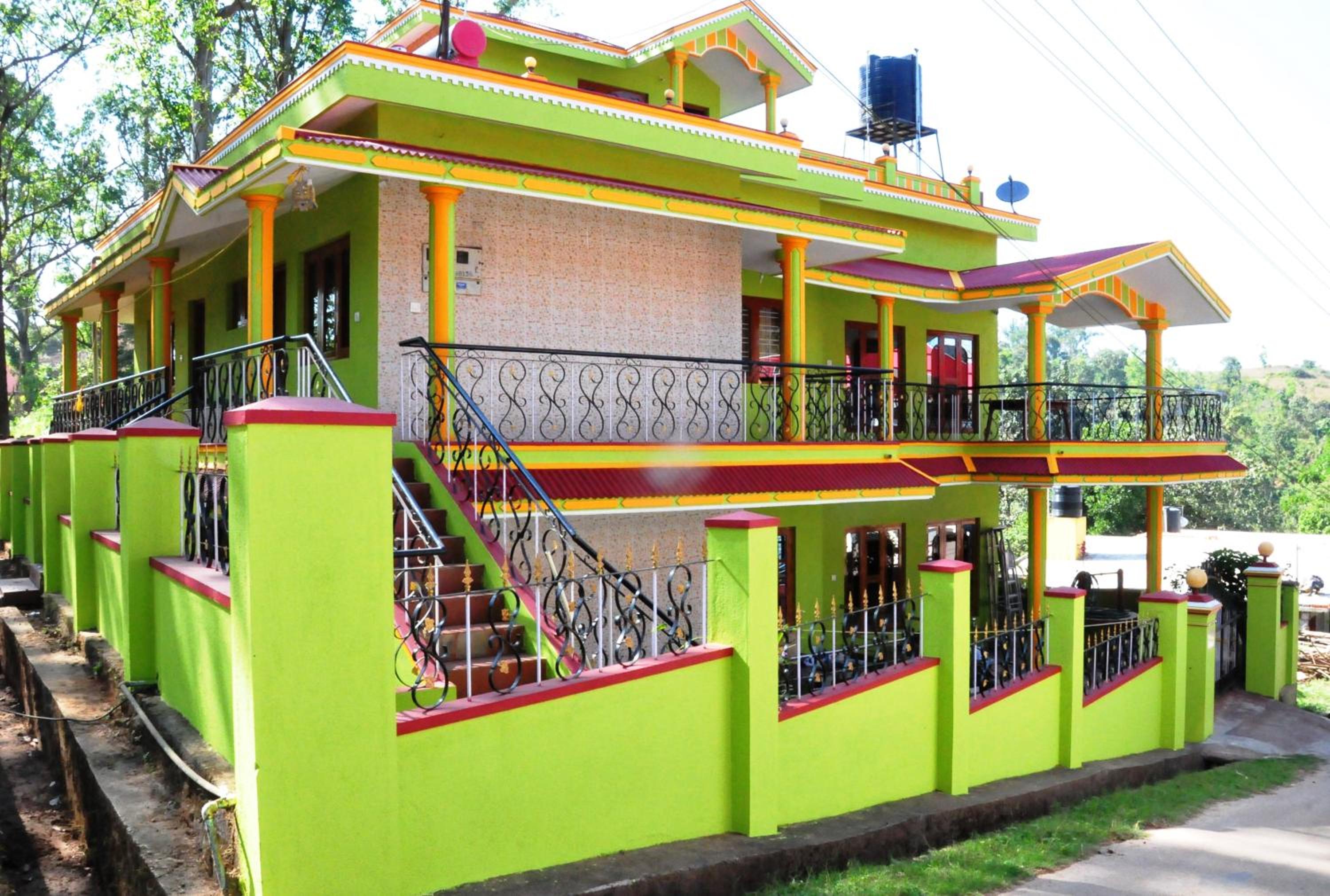 Double Room with Balcony - Photo 7