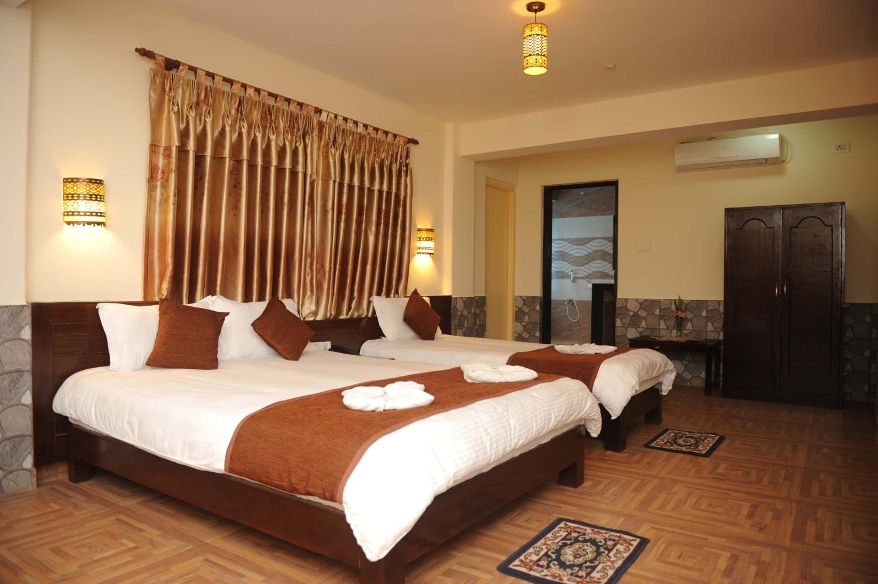Deluxe Triple Room