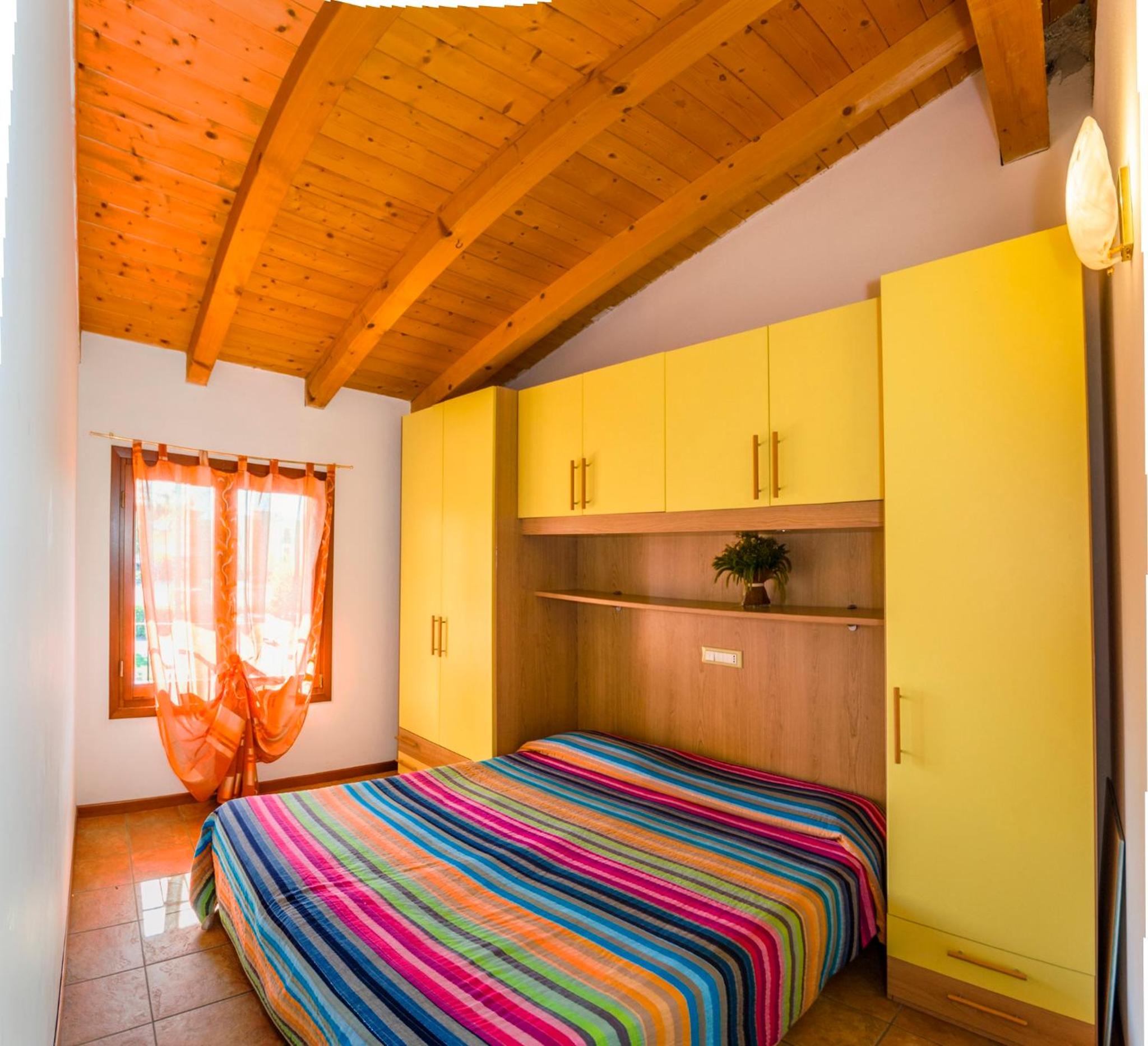 Two-Bedroom Apartment - Split Level - Photo 1