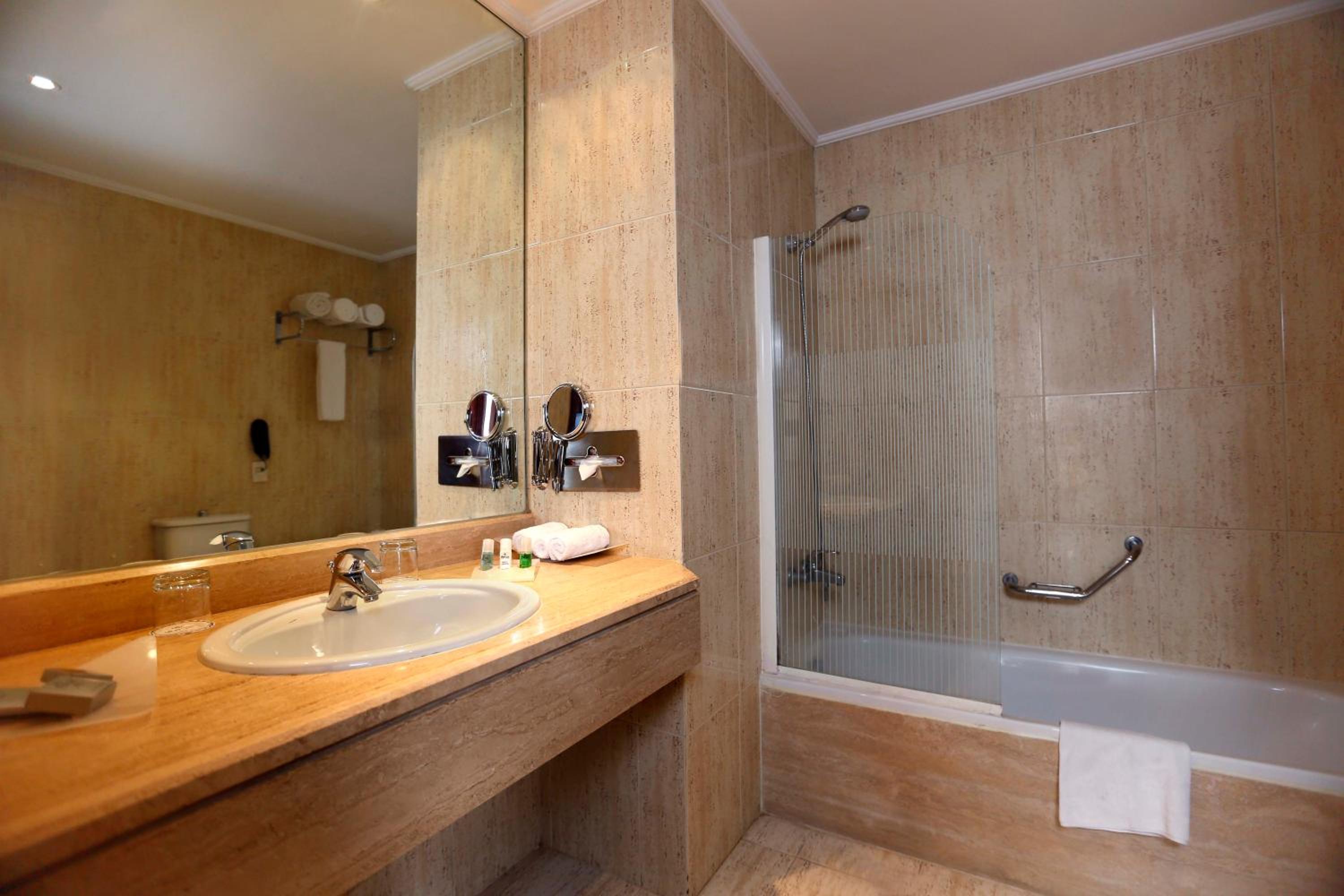 Executive Suite Sea View and Balcony photo 2