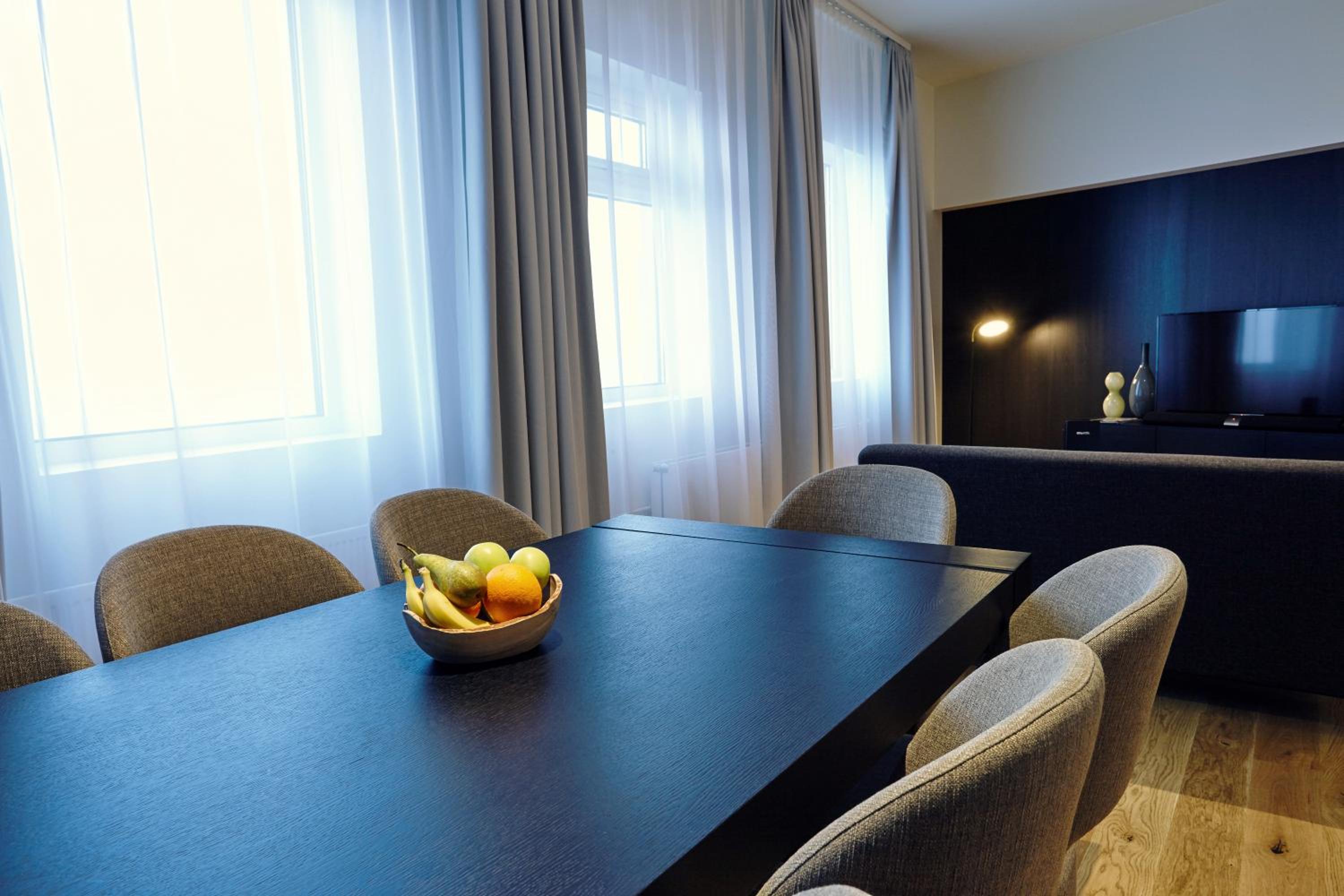 Executive Suite photo 3