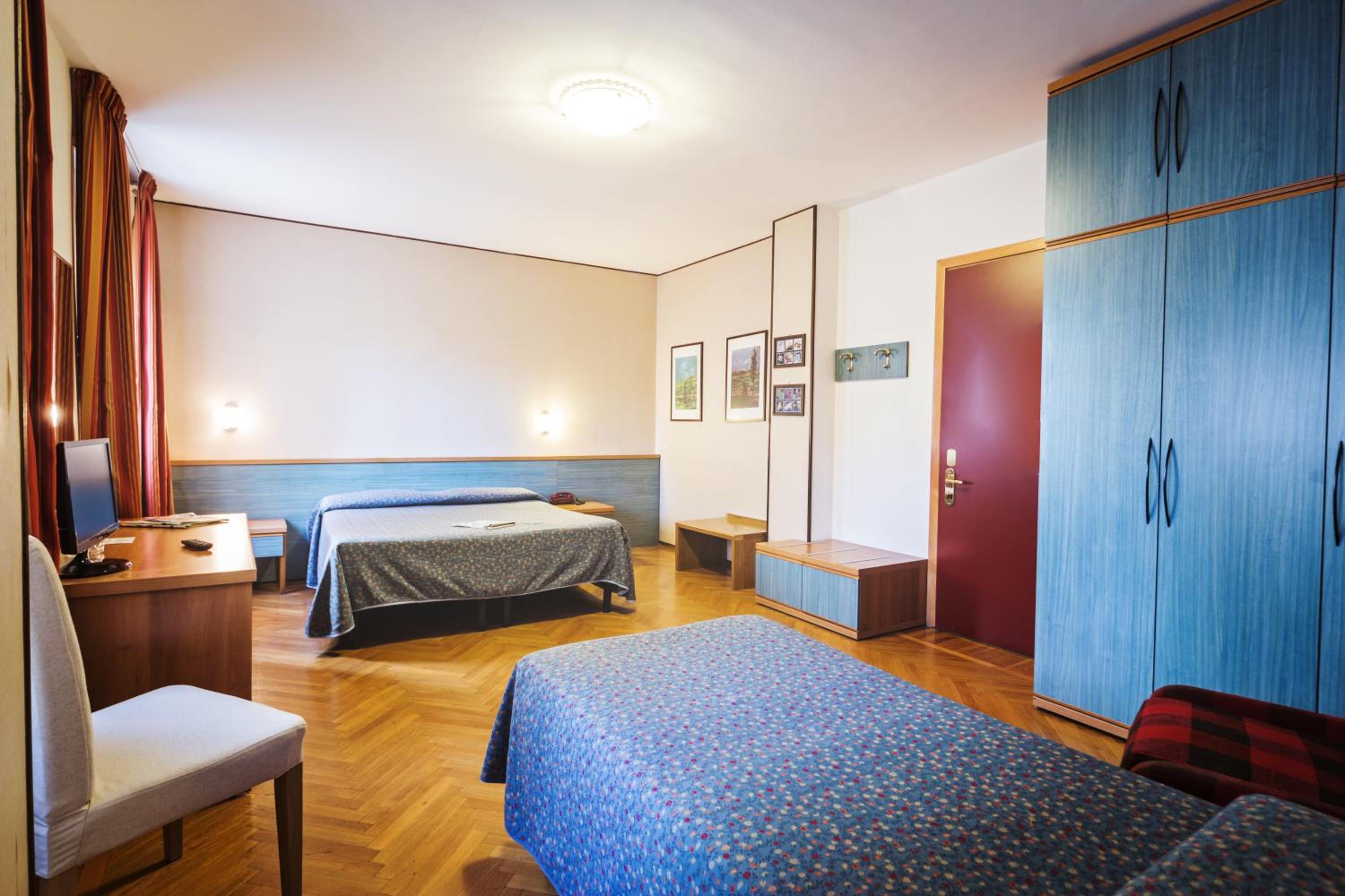 Double Room - Photo 1