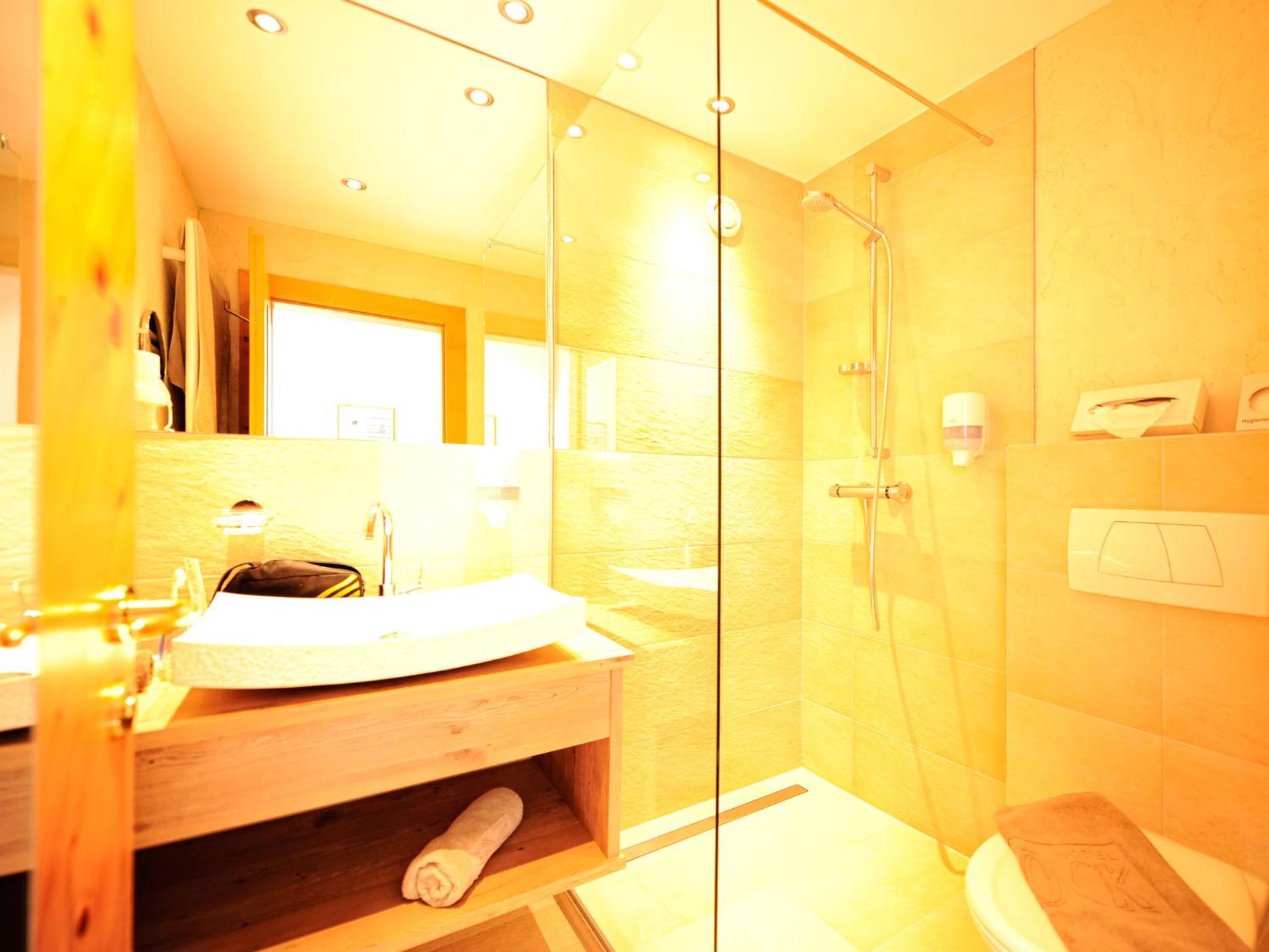 Double Room - Photo 6