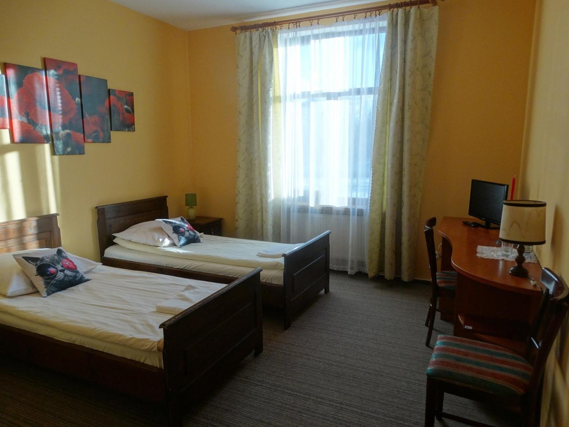 Double Room with Private Bathroom photo 1