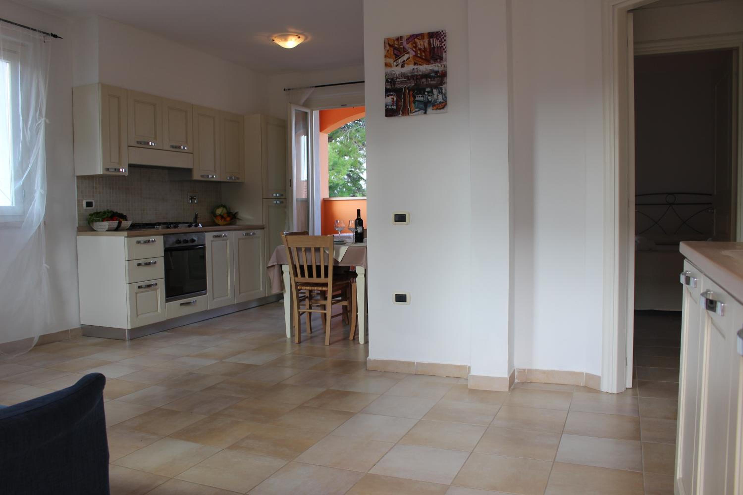 Two-Bedroom Apartment - Photo 3