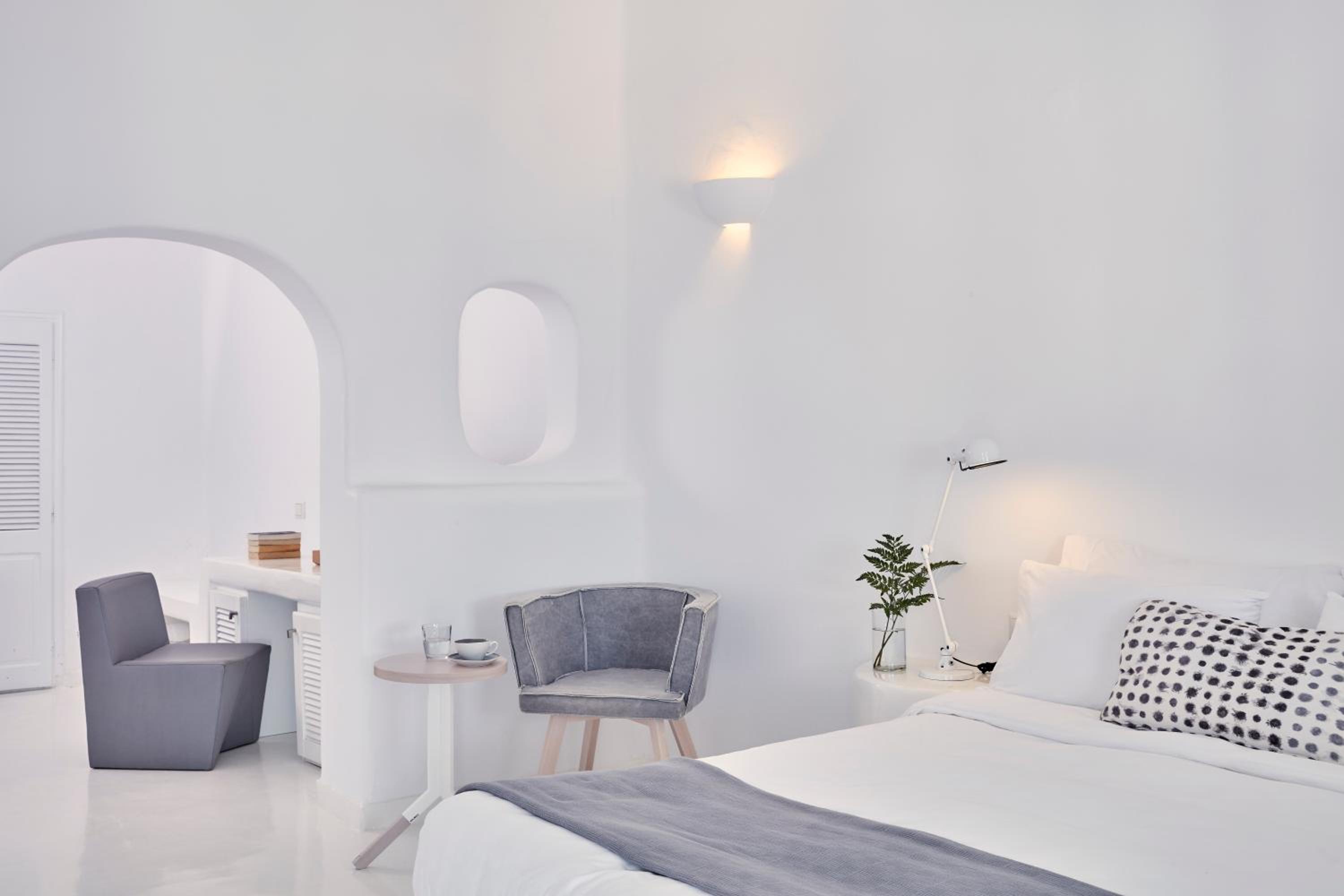 Deluxe Room with Caldera View