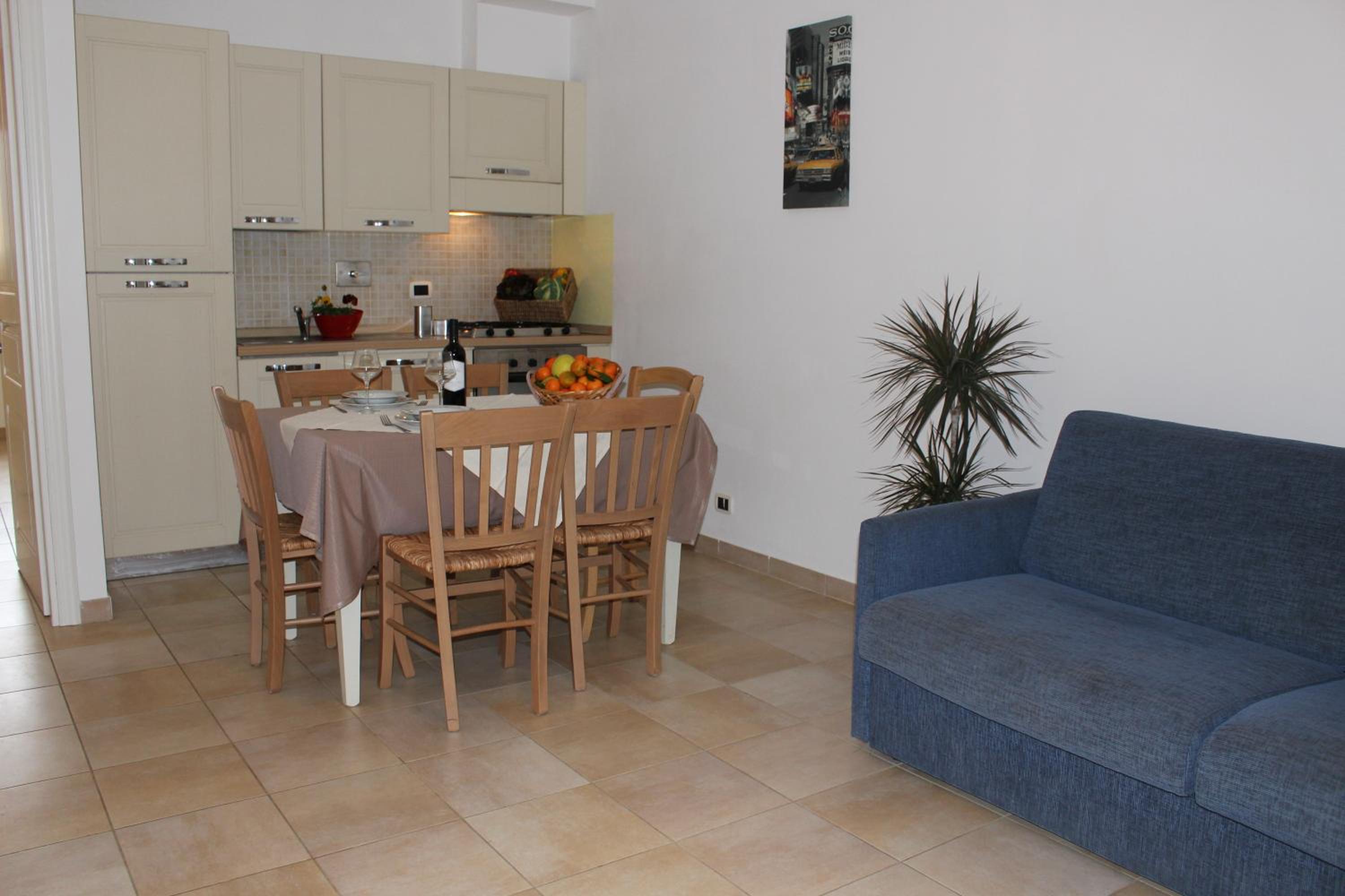 Two-Bedroom Apartment - Photo 17