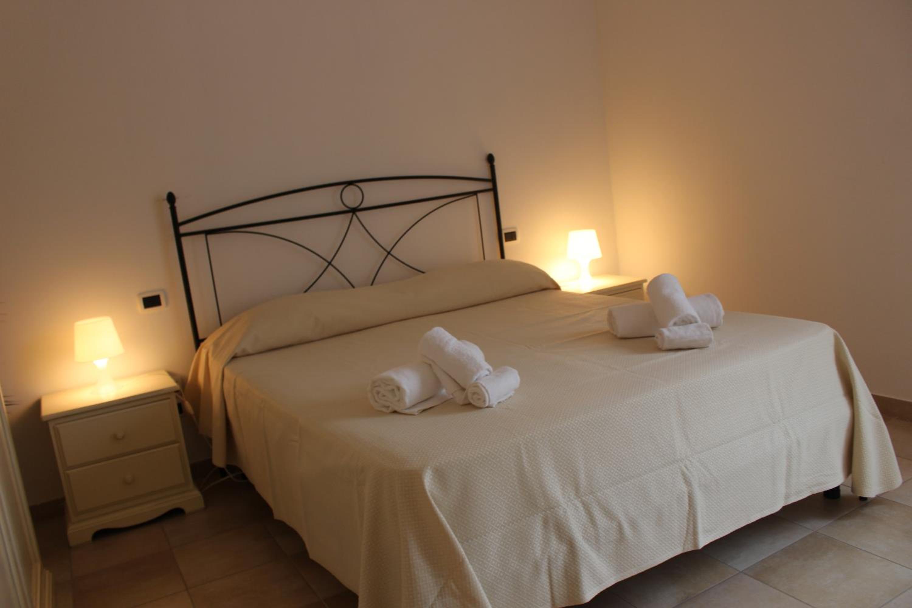 Two-Bedroom Apartment - Photo 10