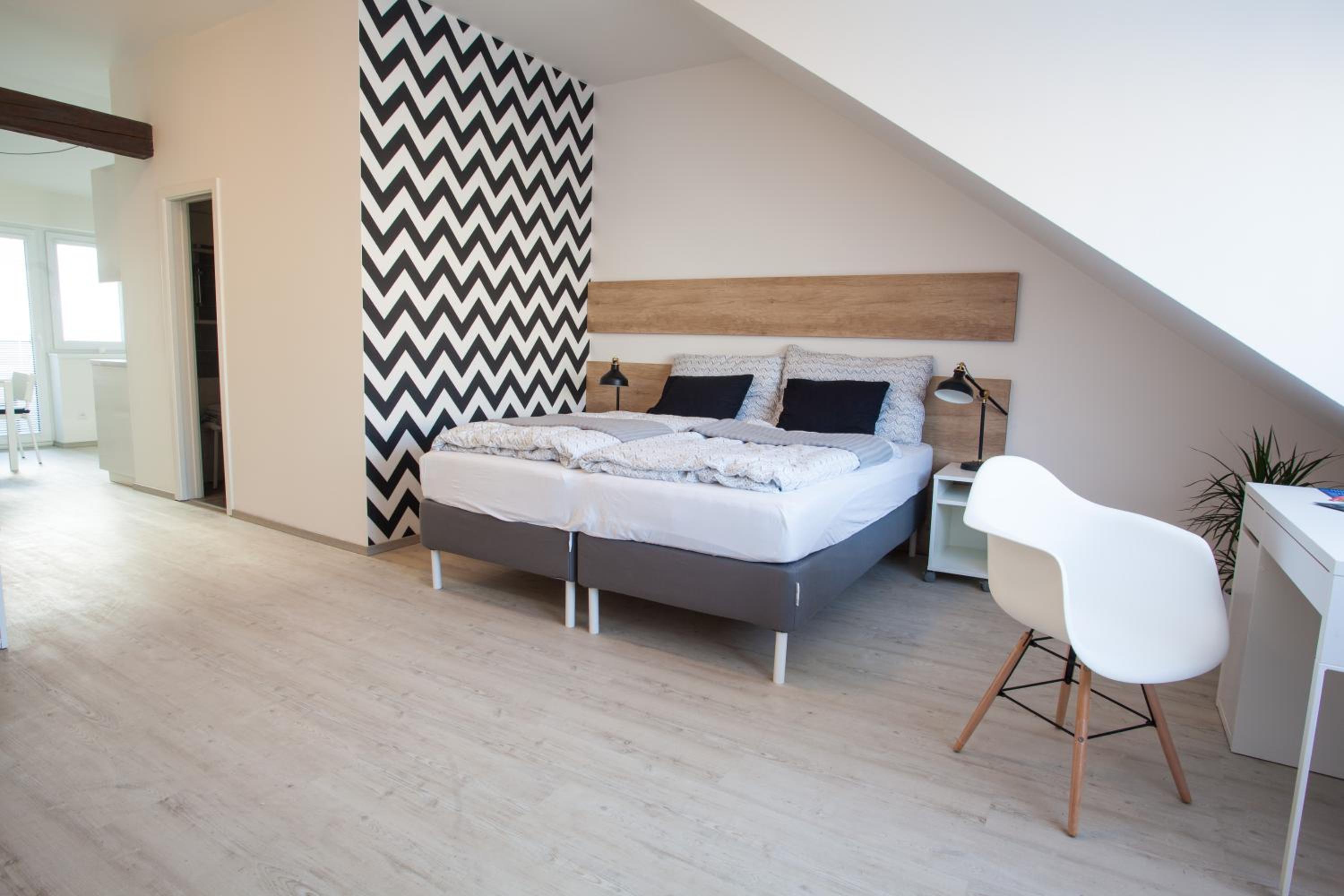 Deluxe Penthouse Apartment - Photo 5