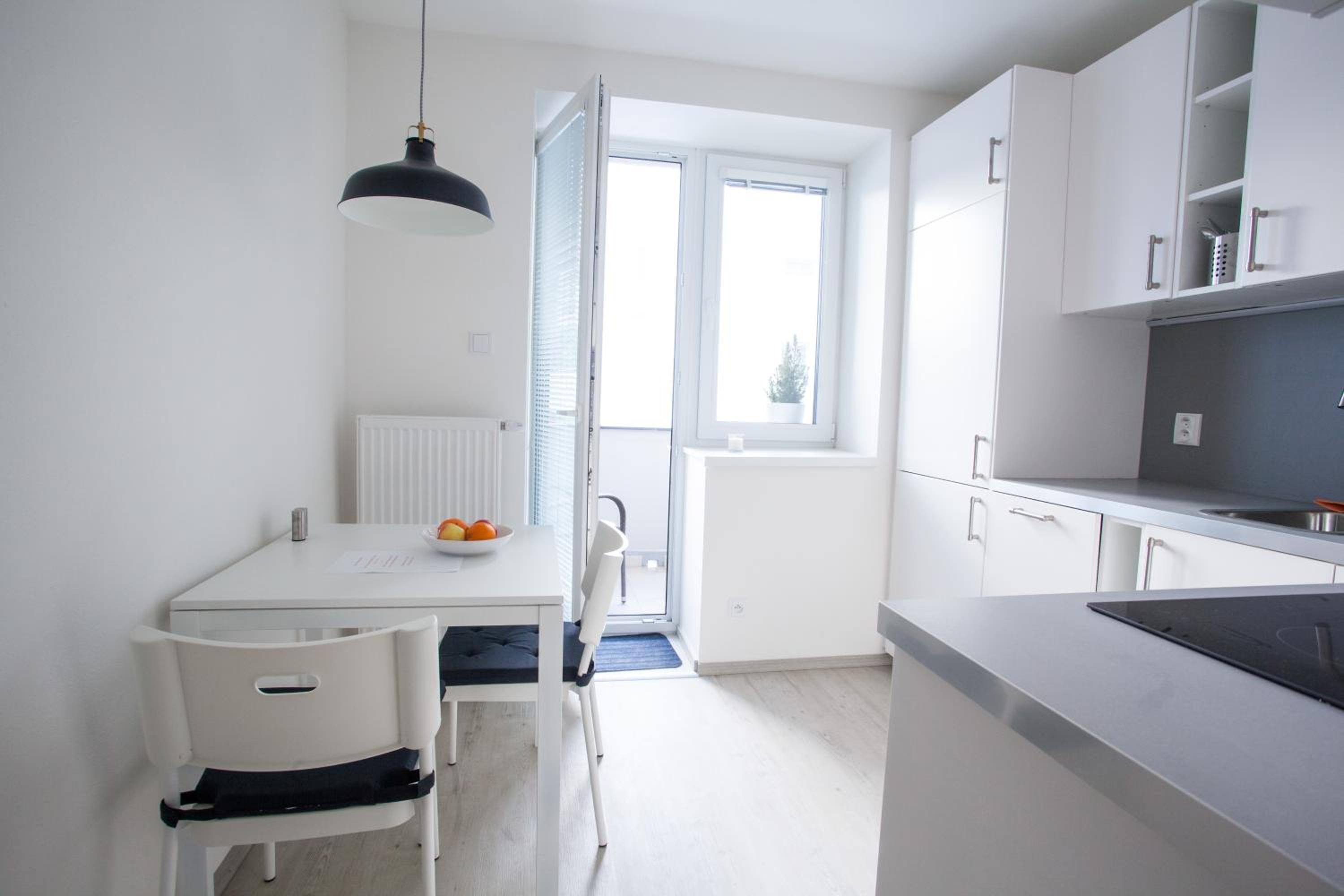 Deluxe Penthouse Apartment - Photo 4
