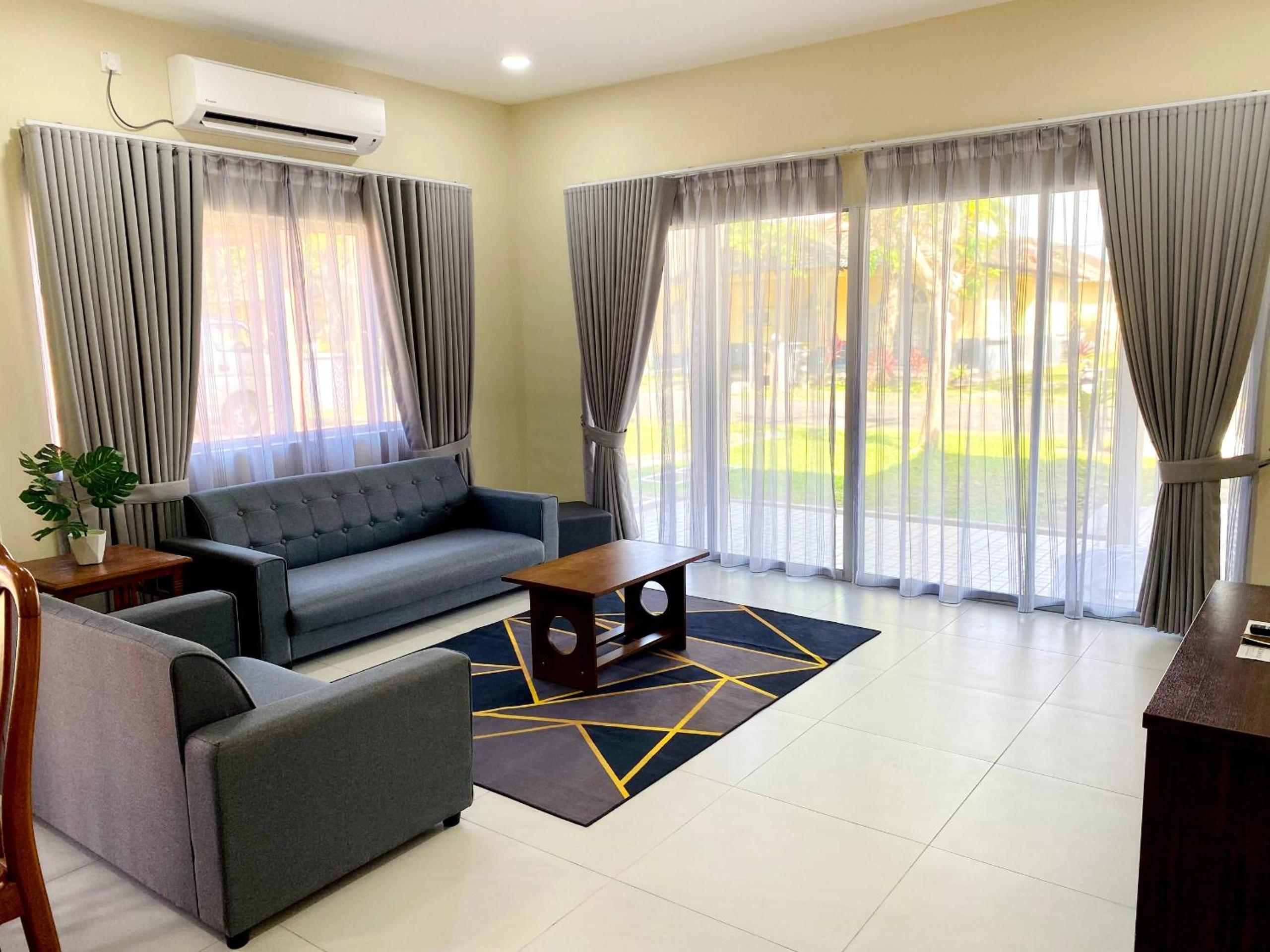 Executive Suite