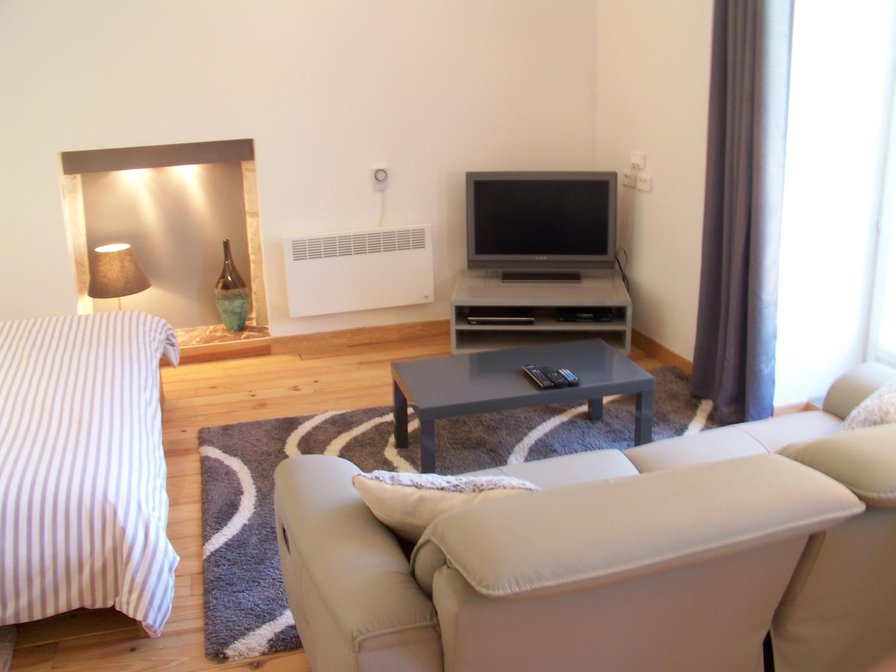 Studio Apartment photo 3