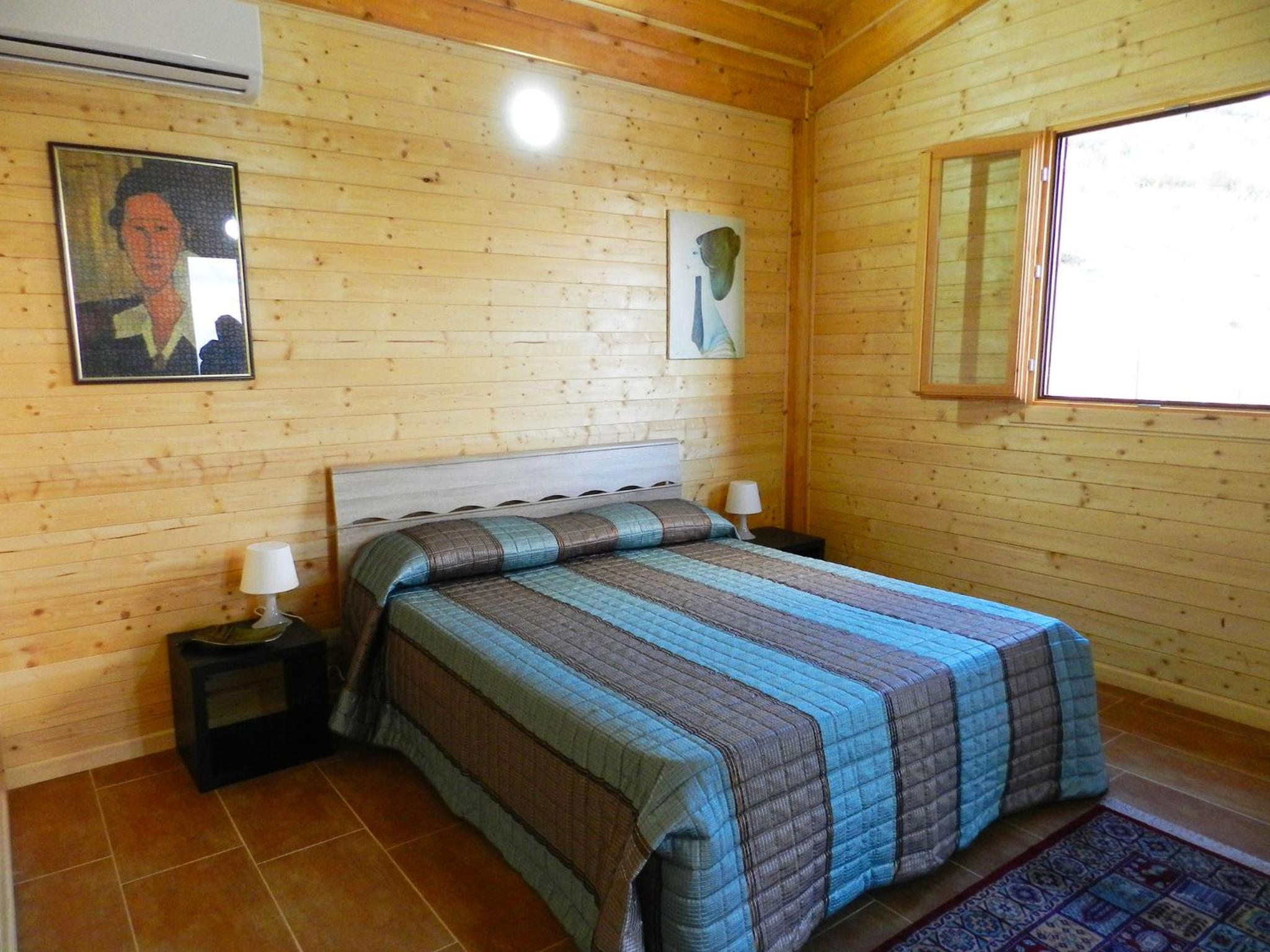 Two-Bedroom Bungalow photo 1