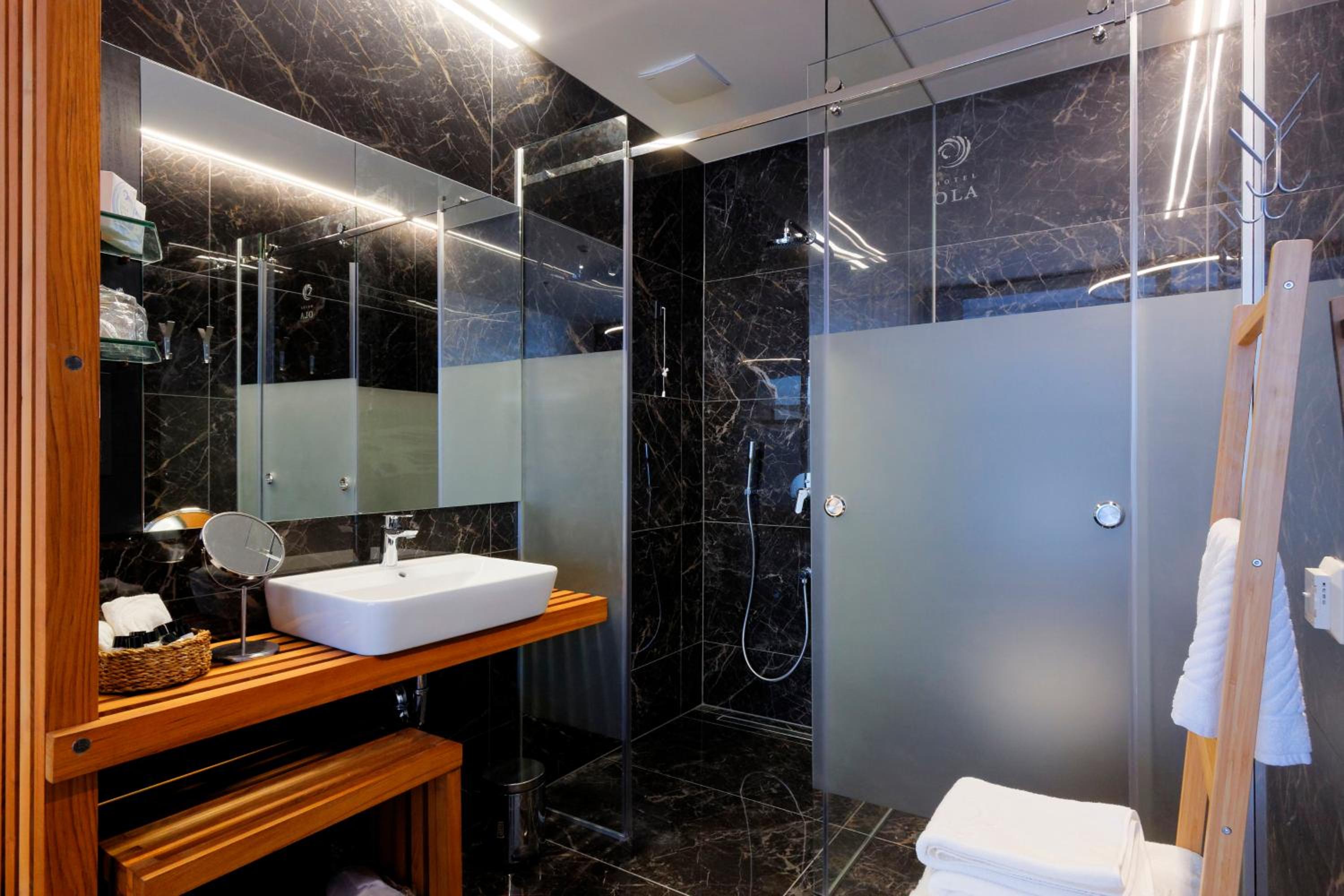 Superior Double or Twin Room with Balcony and Sea View