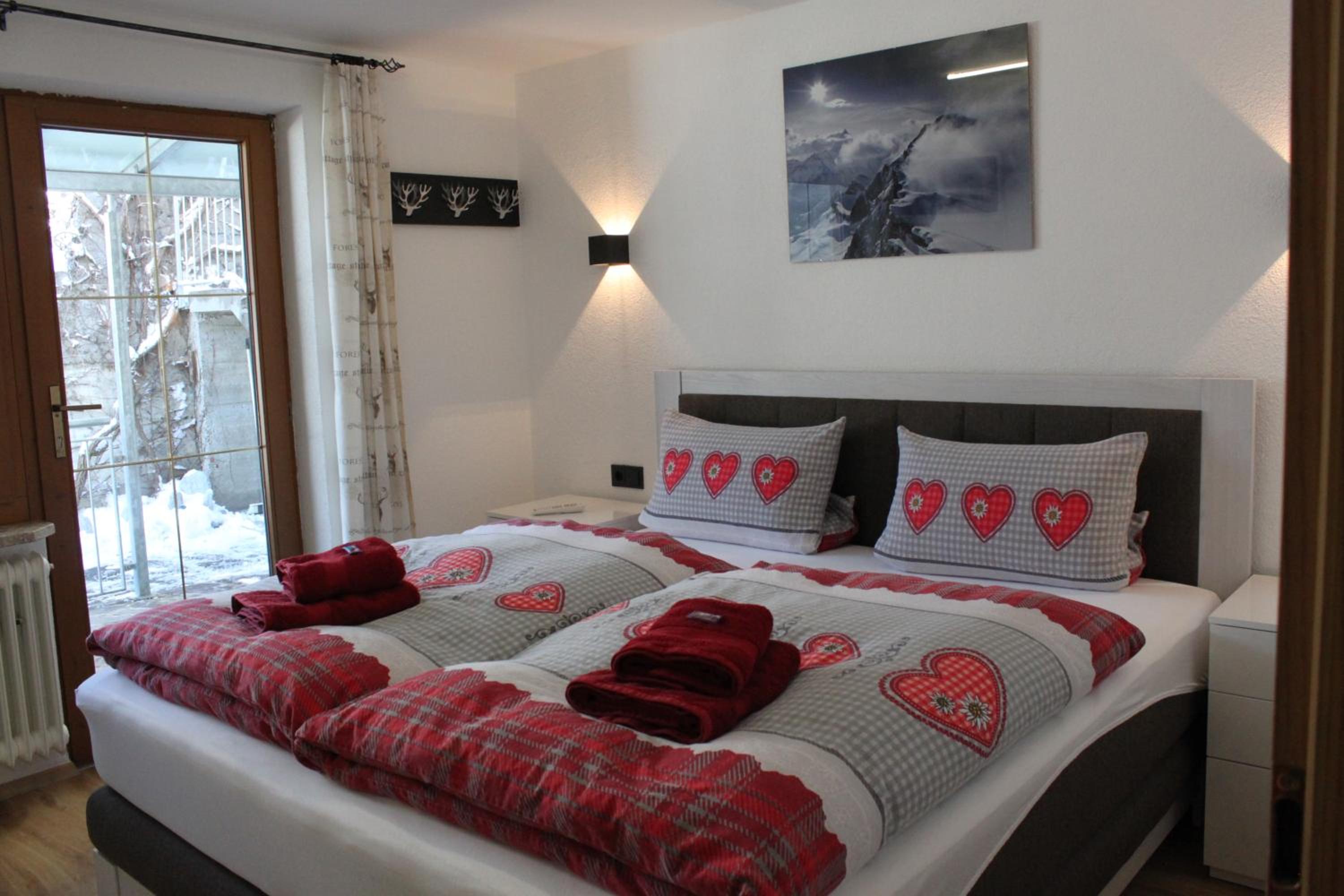 One-Bedroom Apartment with Balcony and Panoramic View (2-4 People) photo 1