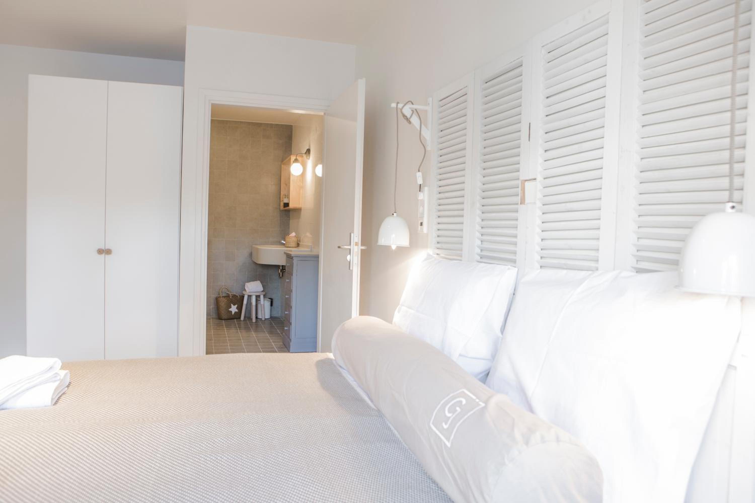 Deluxe Double Room photo 3