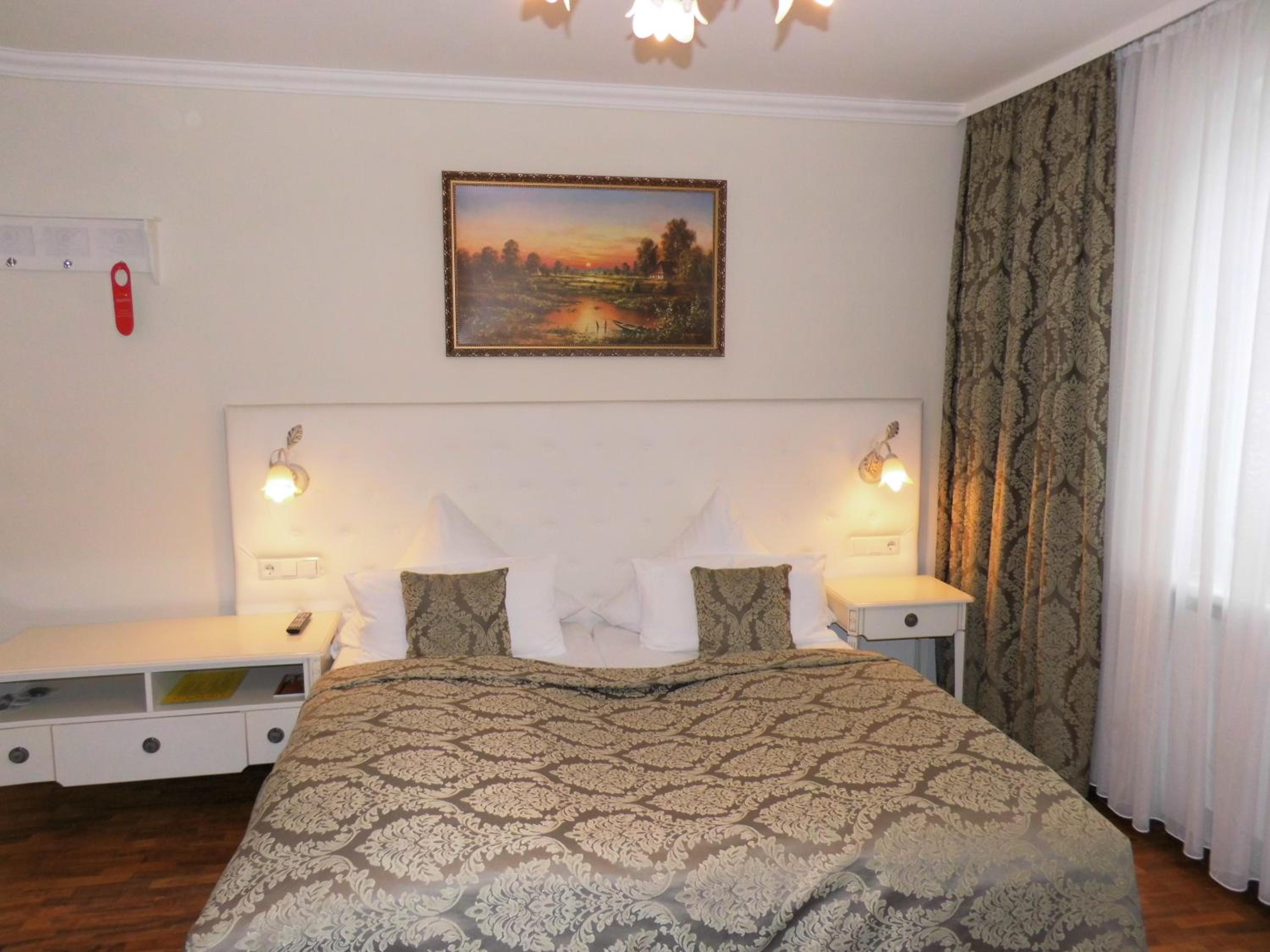 Studio Apartment photo 1