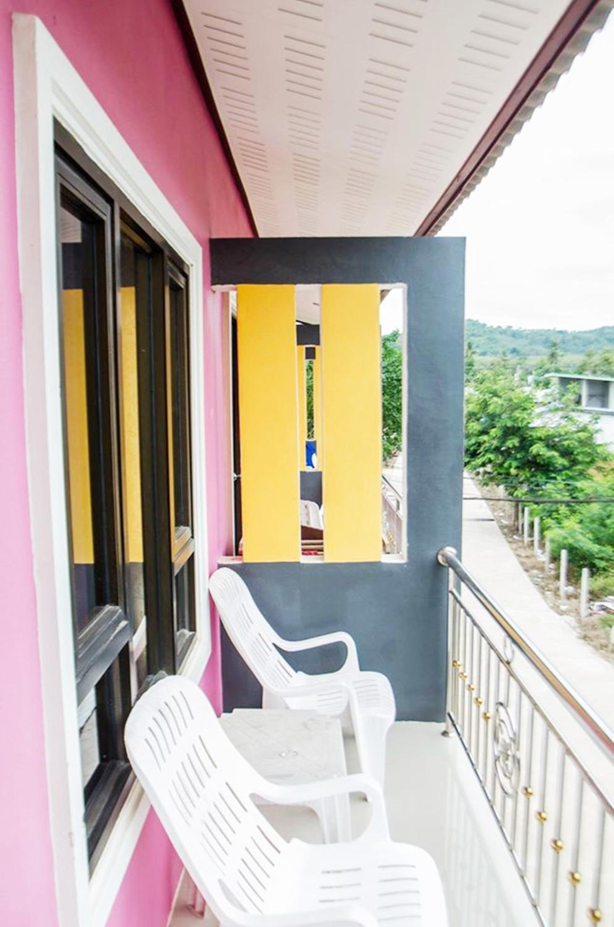 Standard Double Room with Balcony - Photo 6