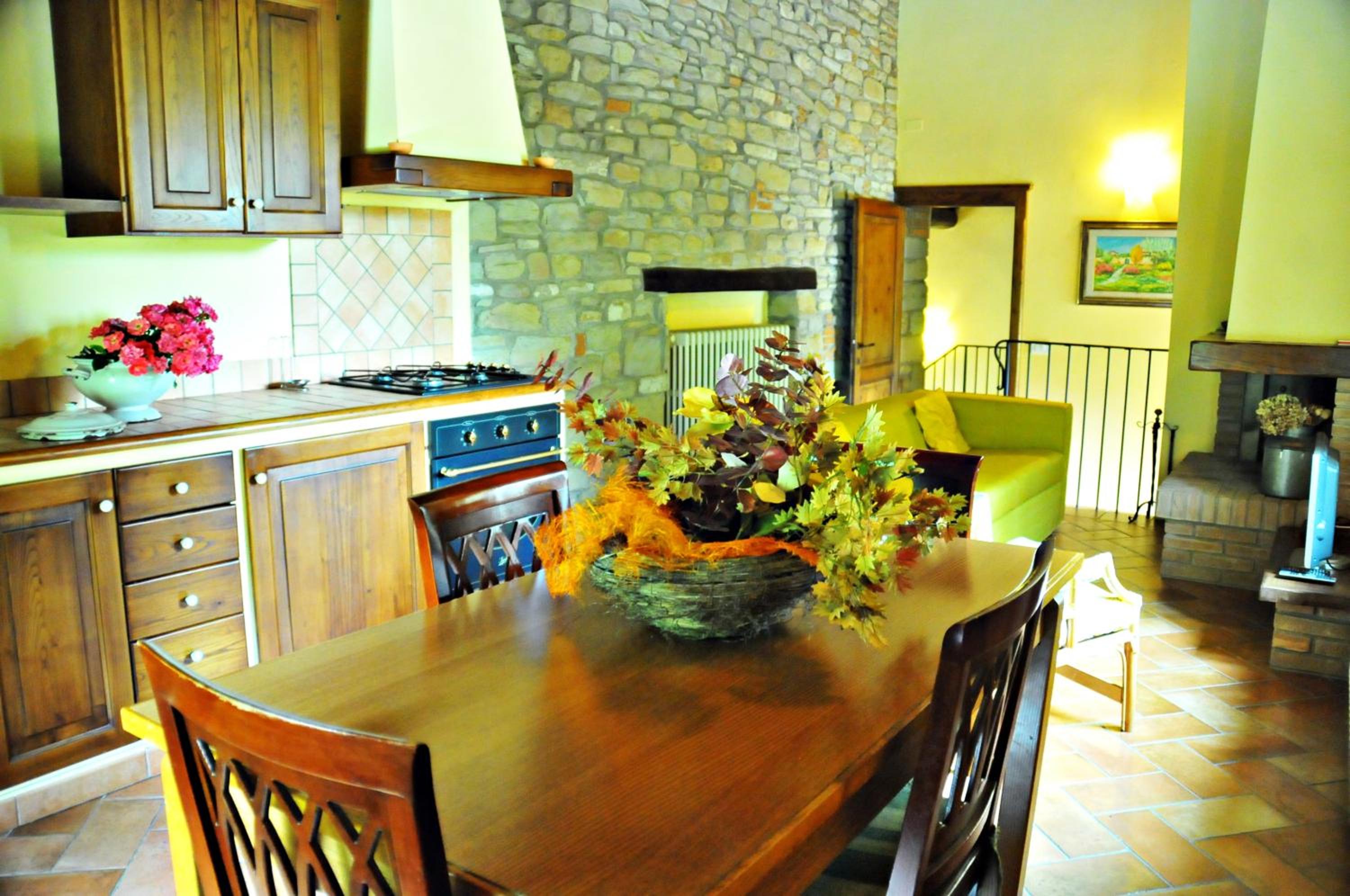 Apartment - Split Level photo 2
