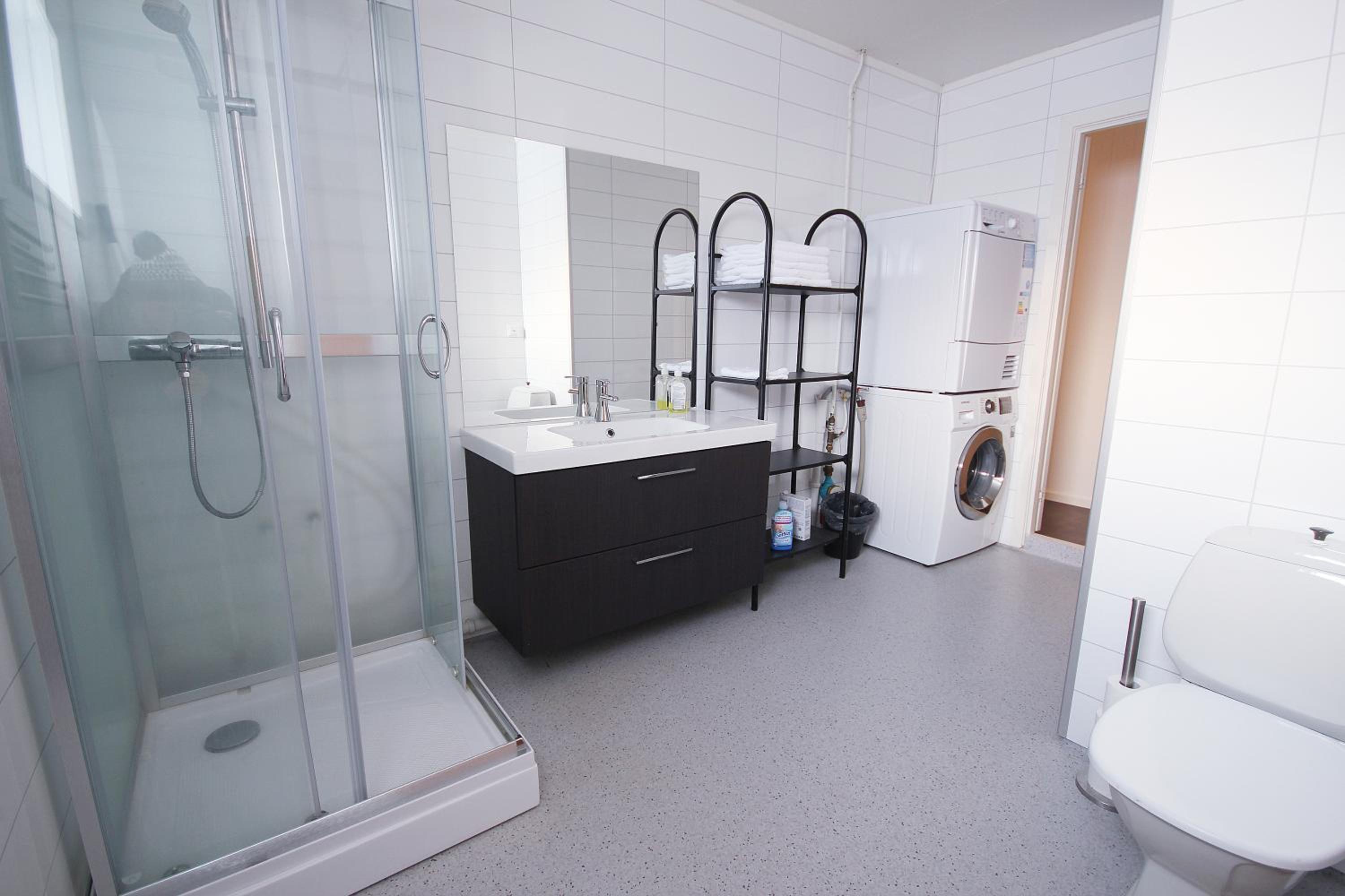 Two-Bedroom Apartment - Photo 17